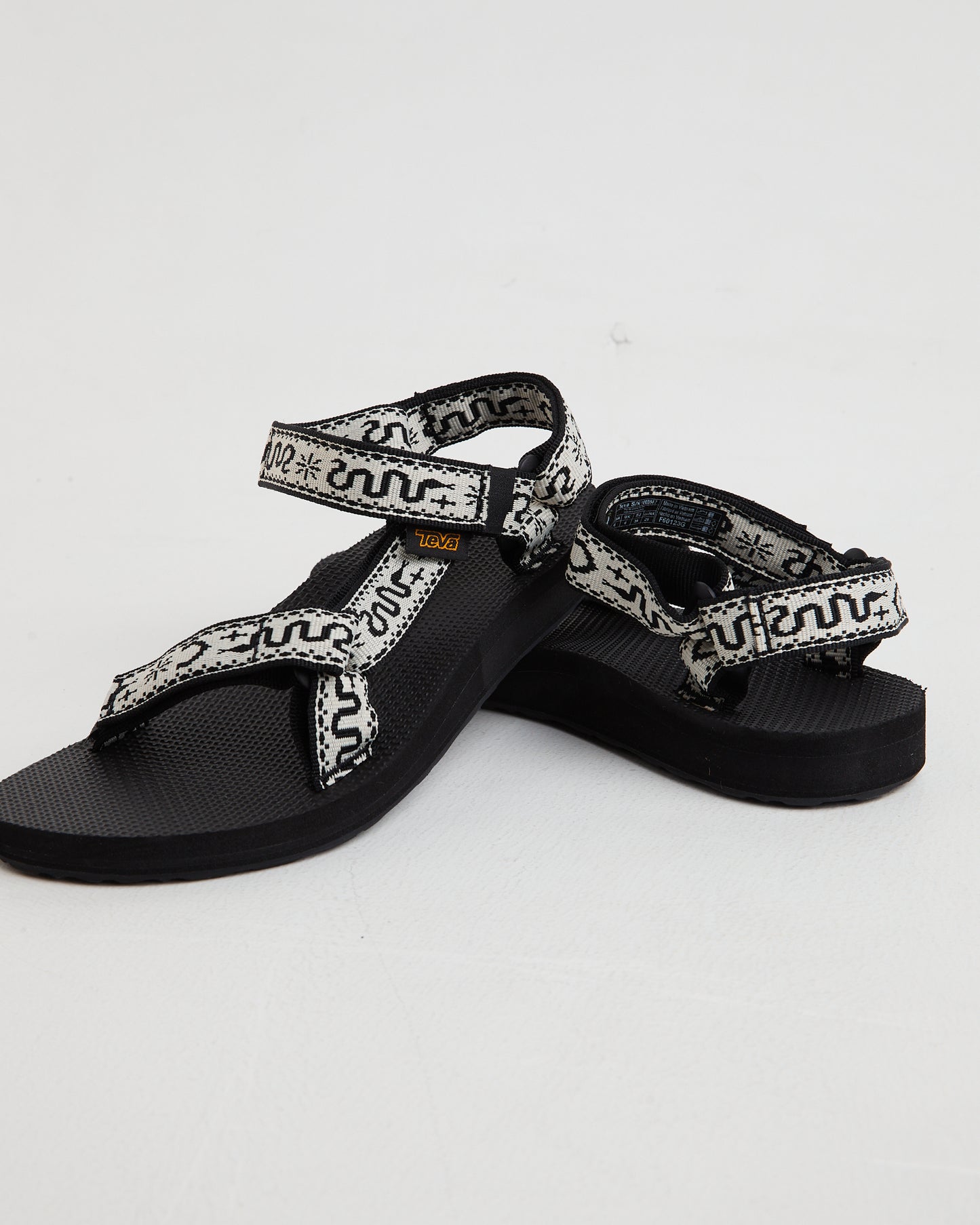 Original Universal Bandana Sandals in Black