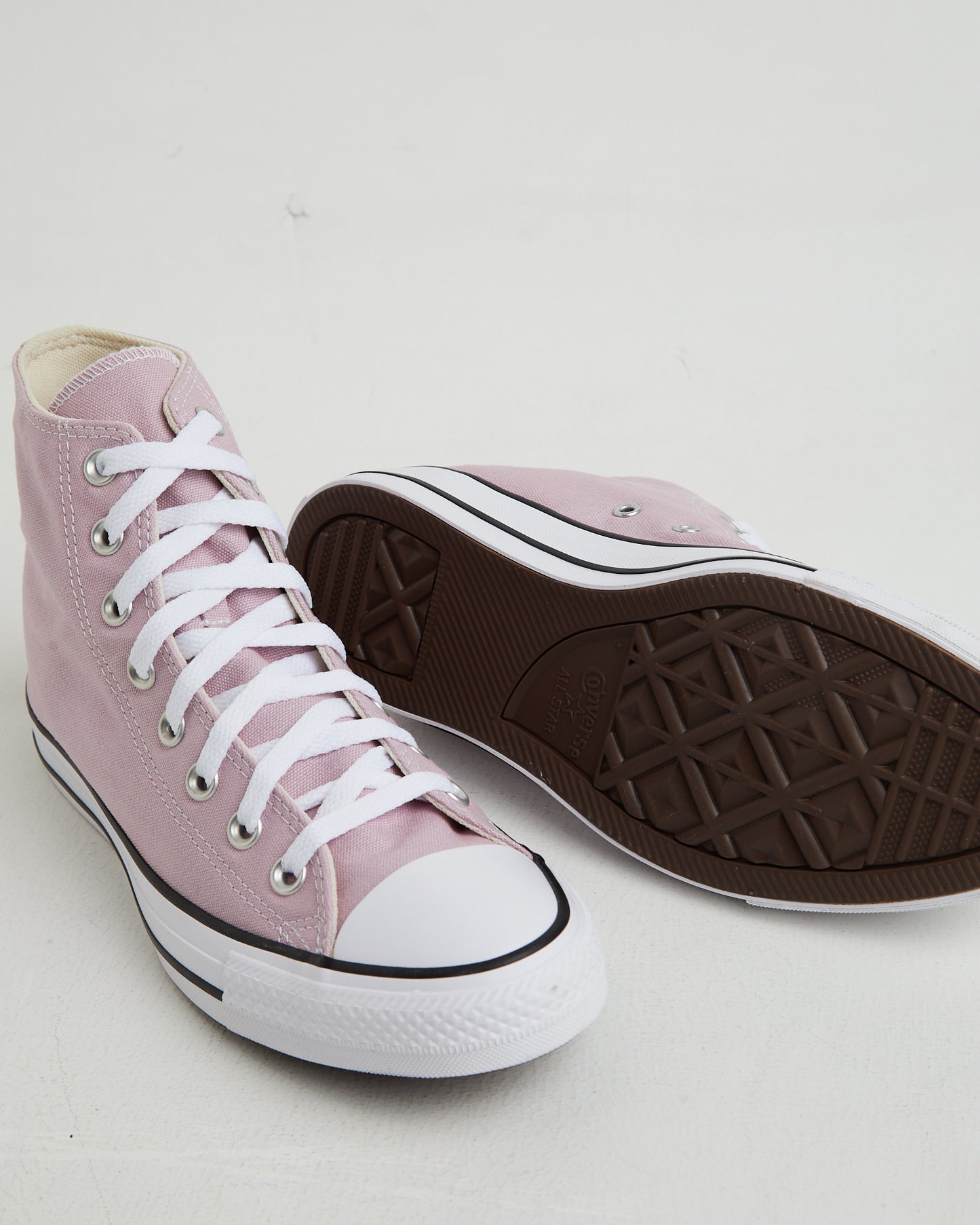 Chuck Taylor All Star Hi Top Sneakers in Phantom Violet