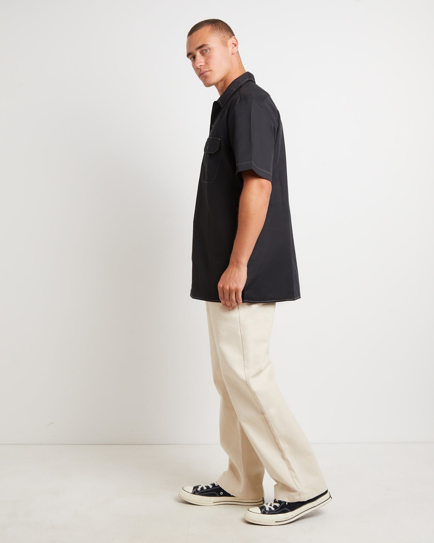 1574 Contrast Short Sleeve Shirt in Black