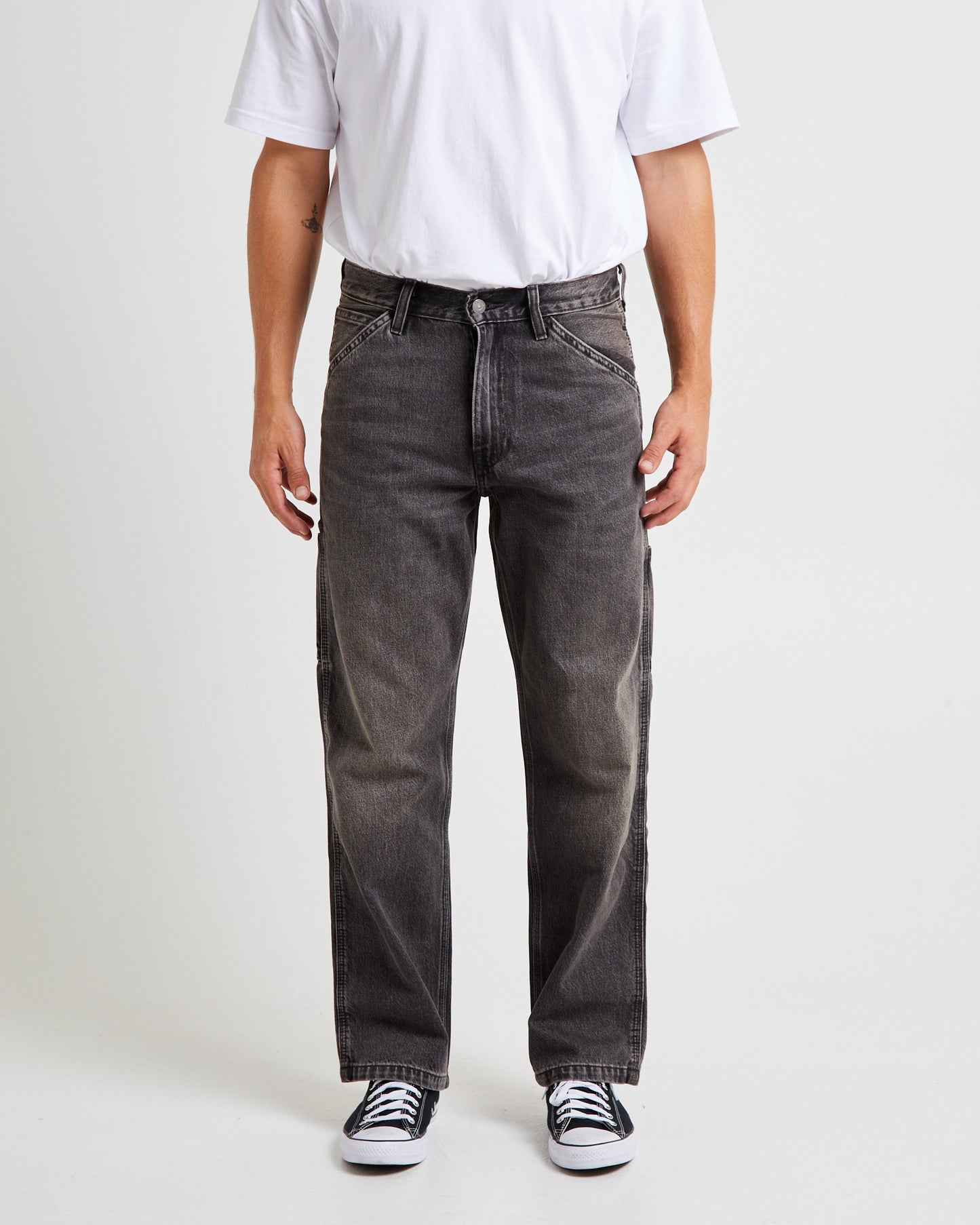 568 Stay Loose Carpenter Jeans Going Backwards