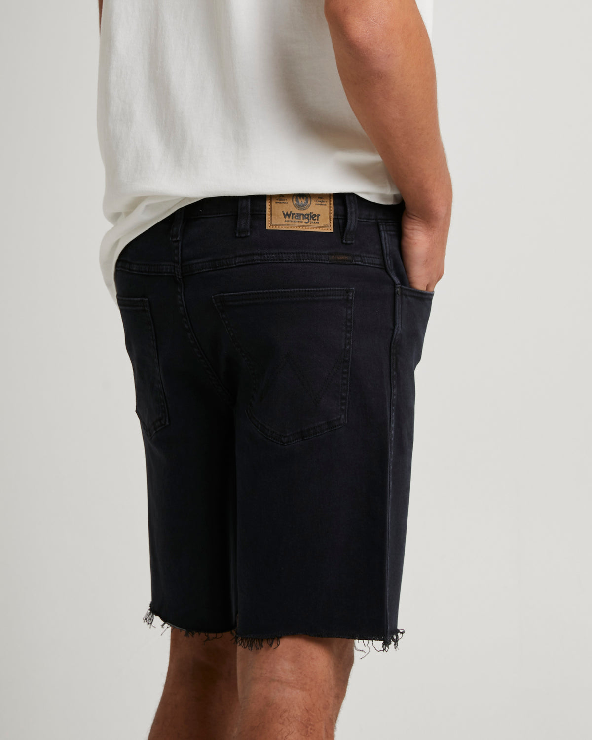 Spencer Relaxed Taper Short CASANOVA BLACK