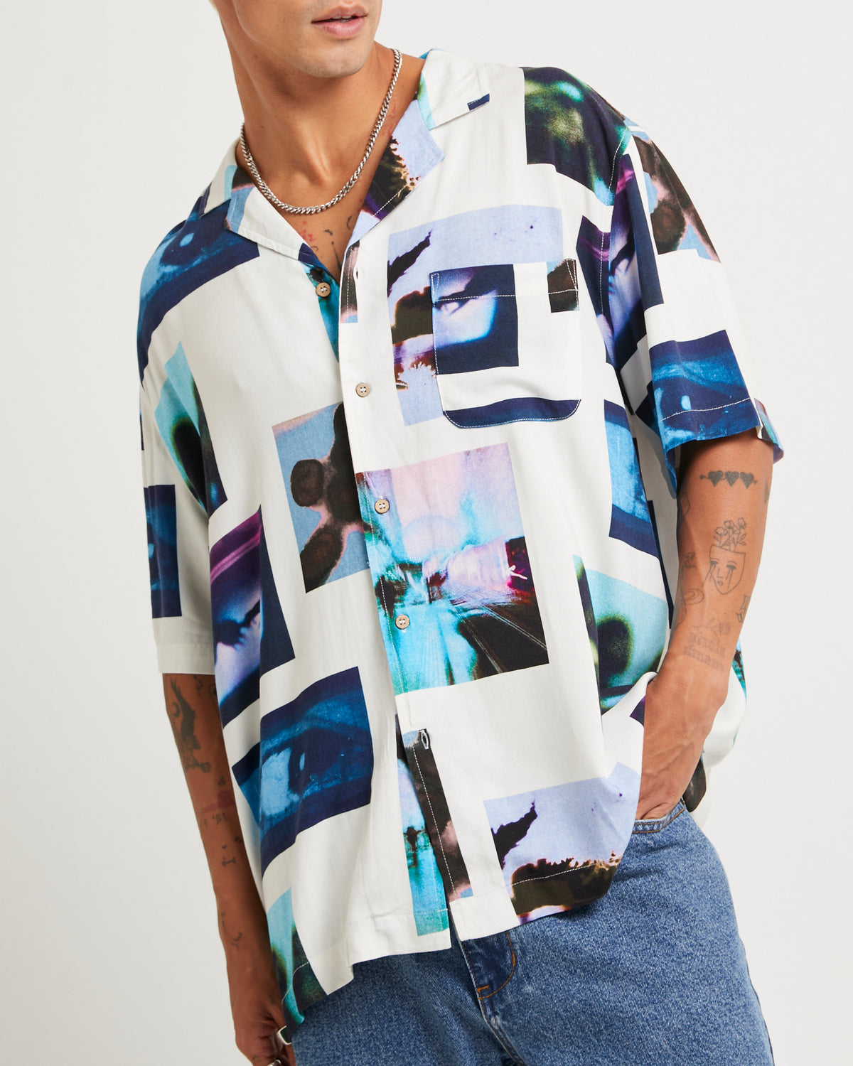 Realise Short Sleeves Resort Shirt WHITE