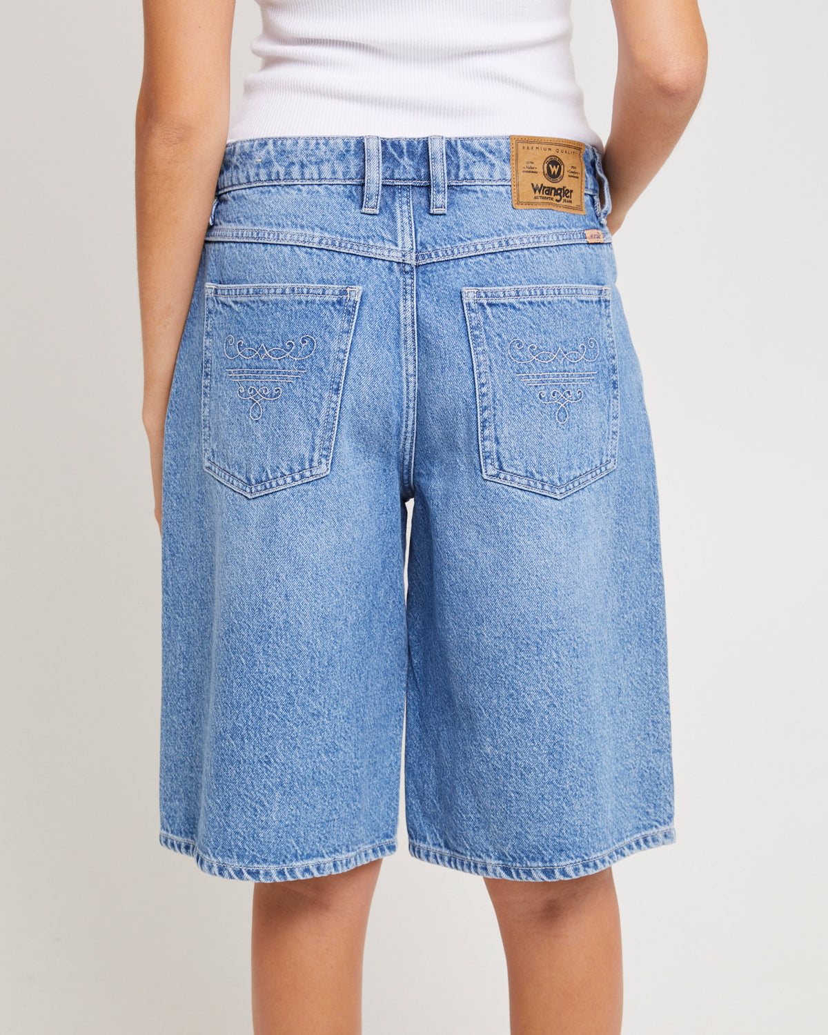 Low Stevie Relaxed Denim Jorts DEADWOOD BLUES