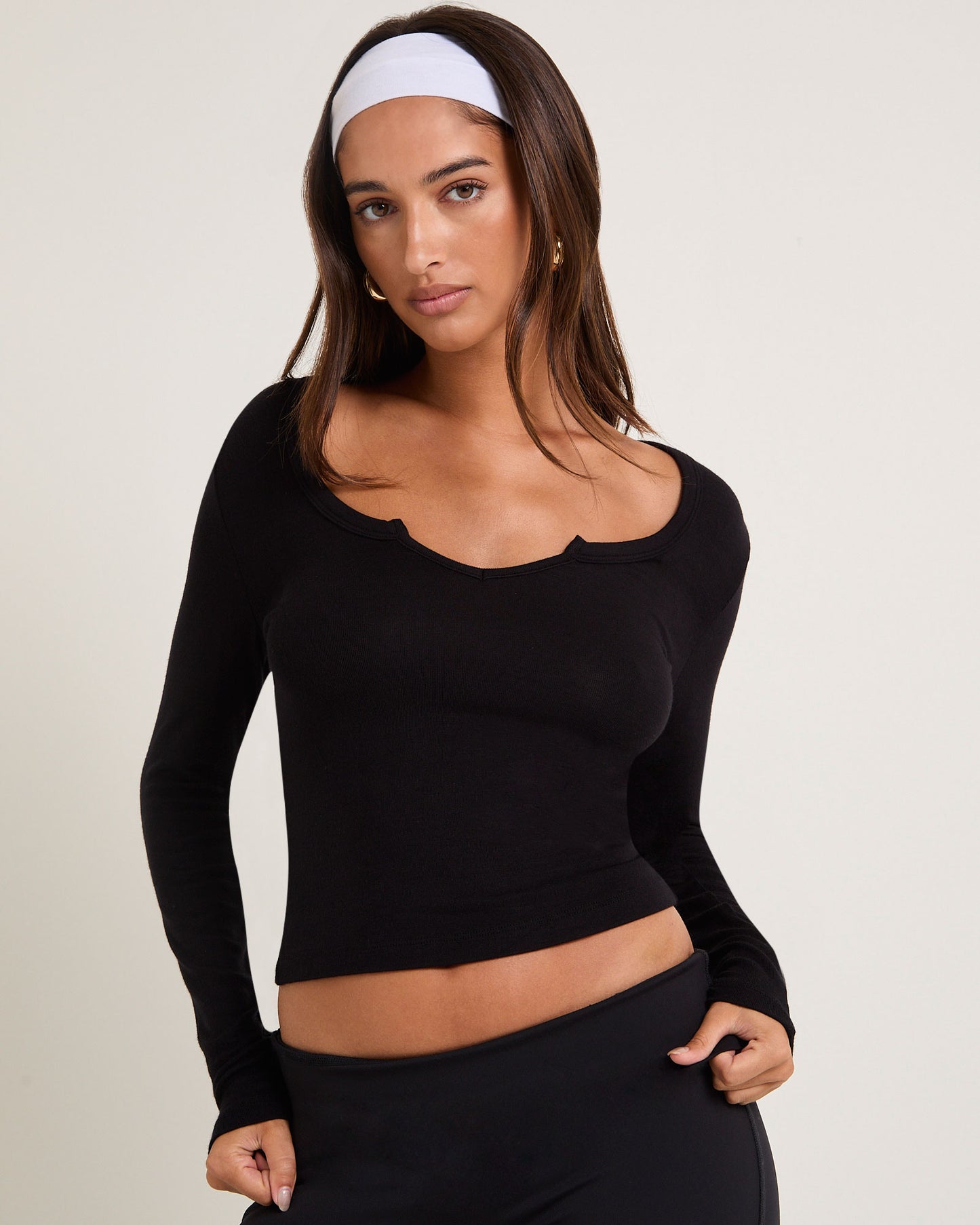 Slinky Scoop Neck Long Sleeve