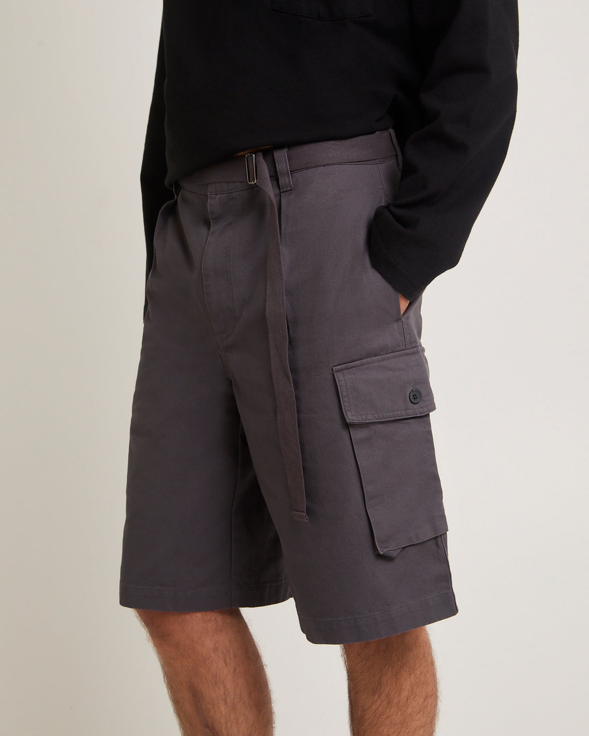 Aura Cargo Shorts CHARCOAL