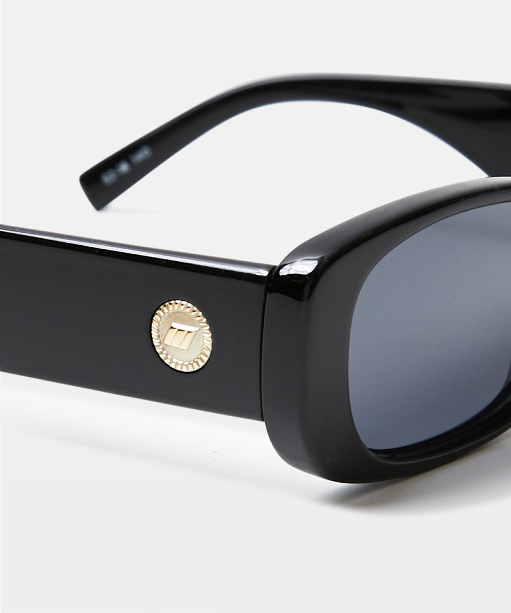 Unreal Sunglasses BLACK