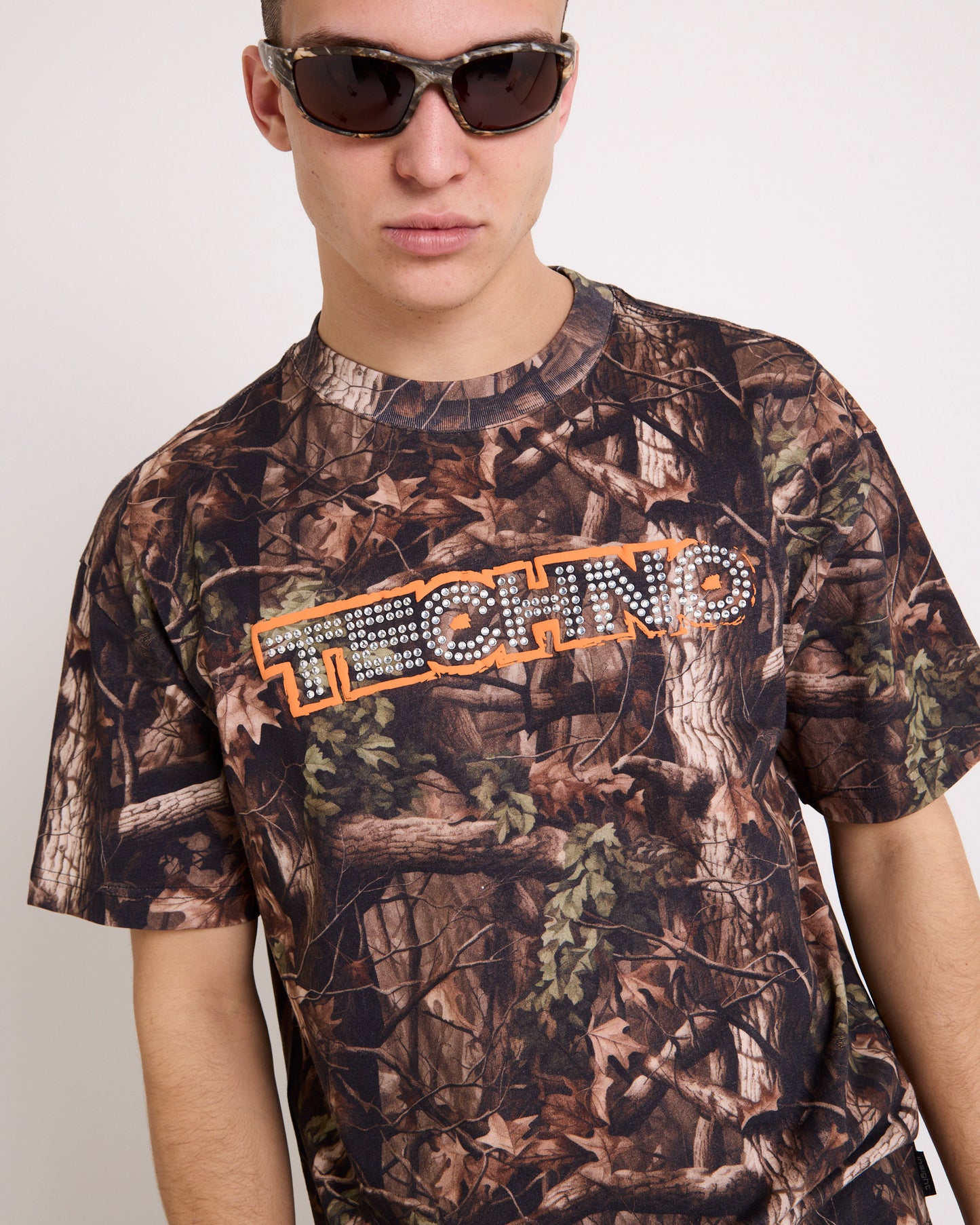 Serving Cropped Camo T-shirt