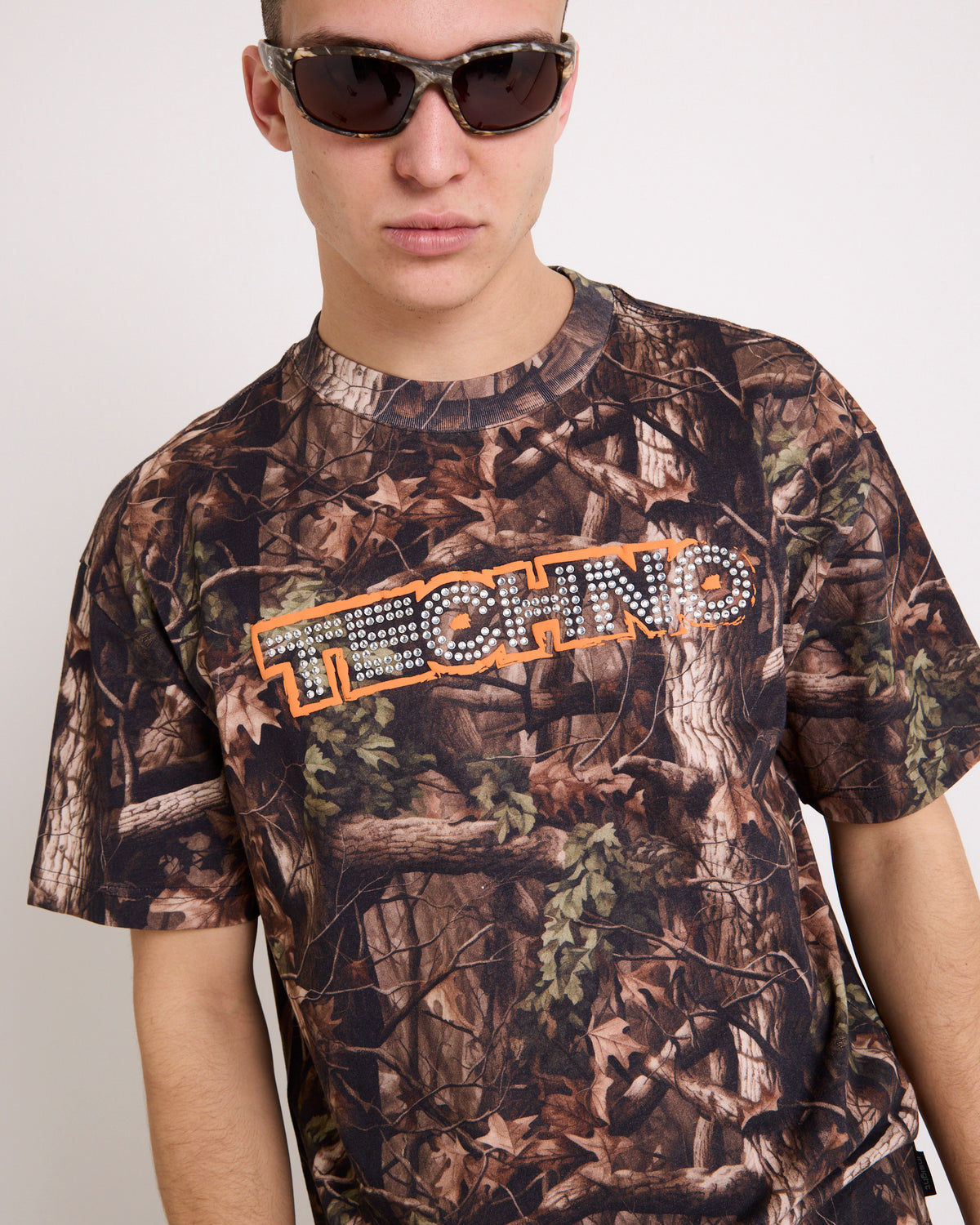 Serving Cropped Camo T-shirt CAMO
