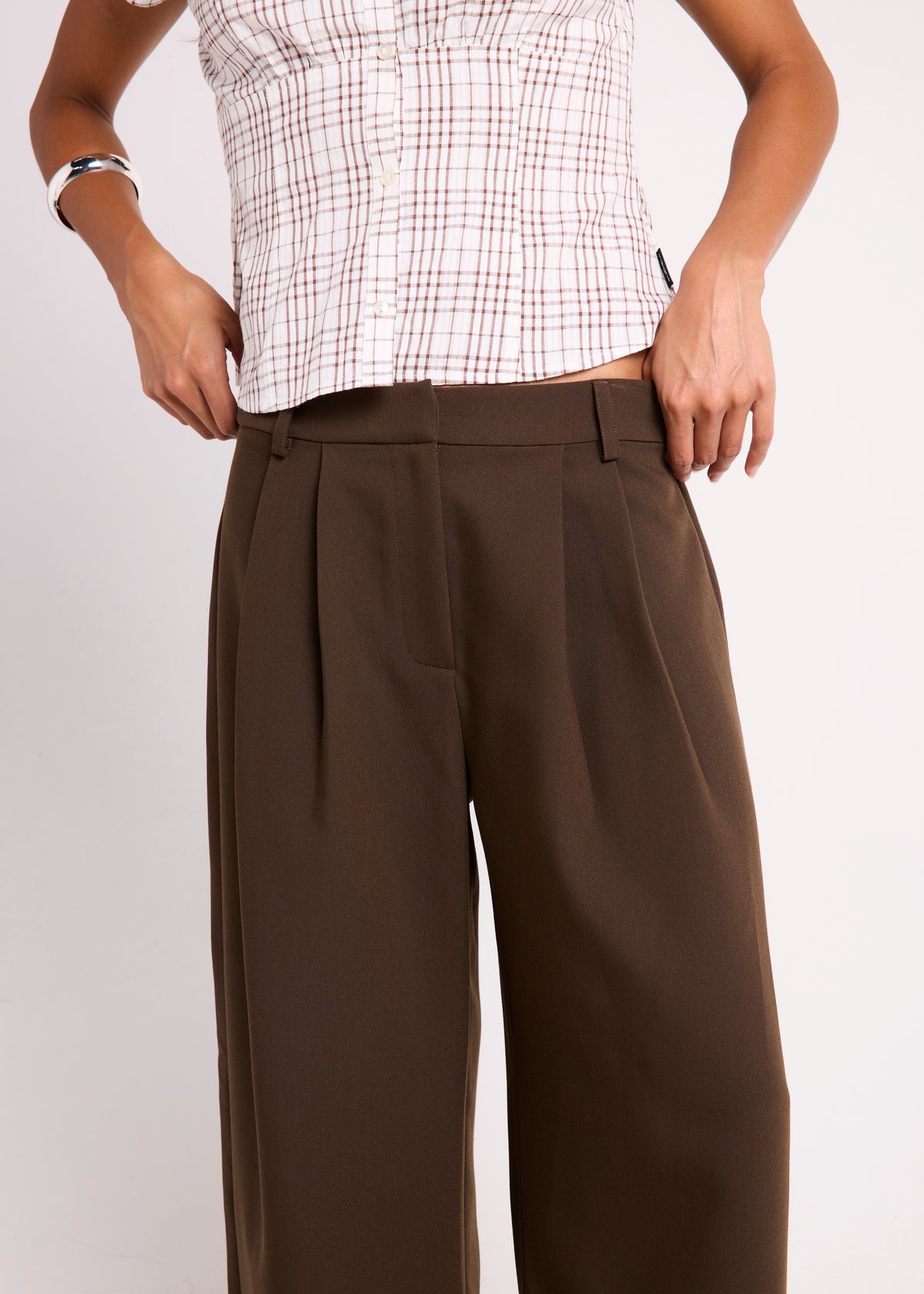 Emory Low Rise Tailored Pants CHOCOLATE