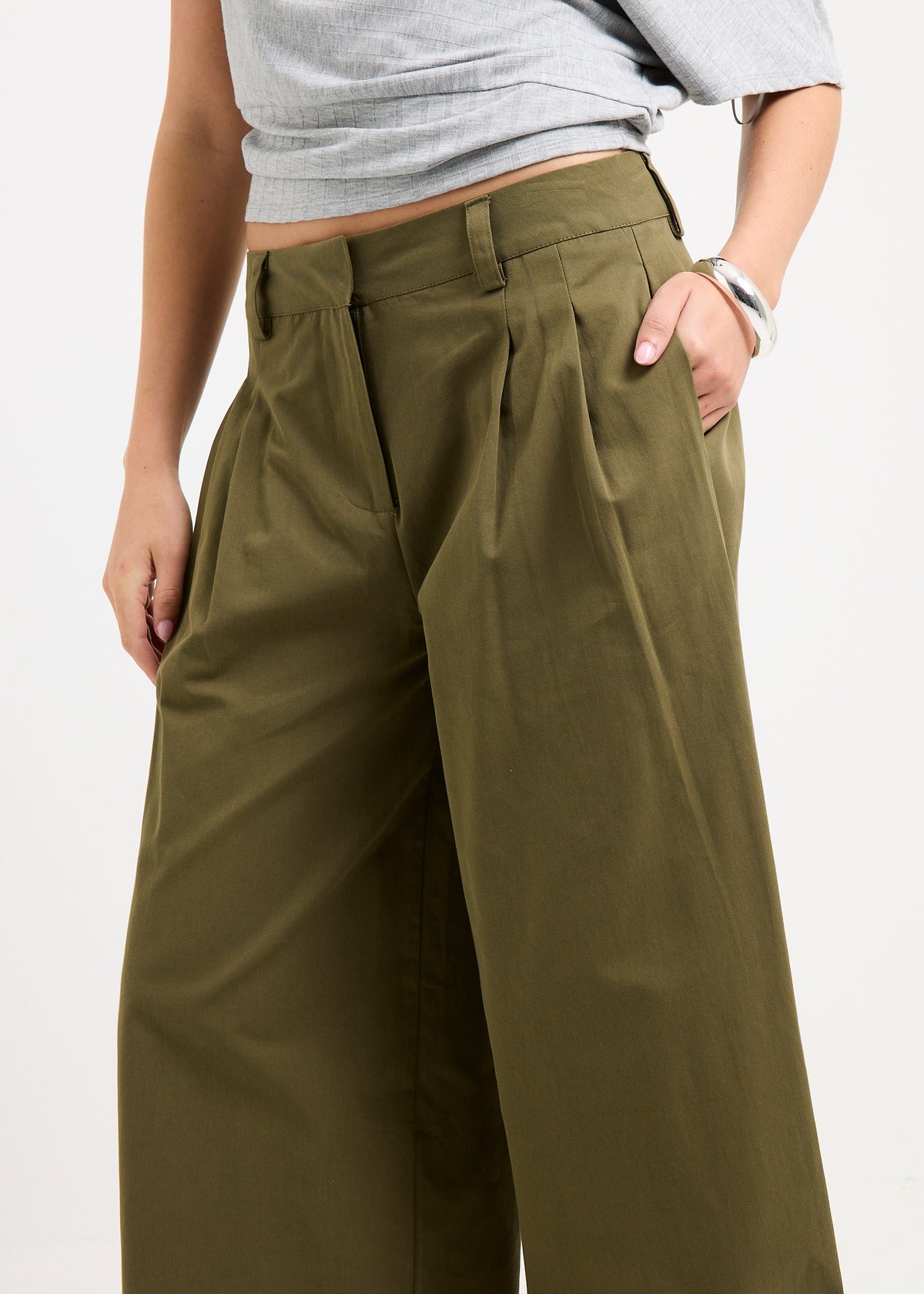 Annika Pleat Pants KHAKI