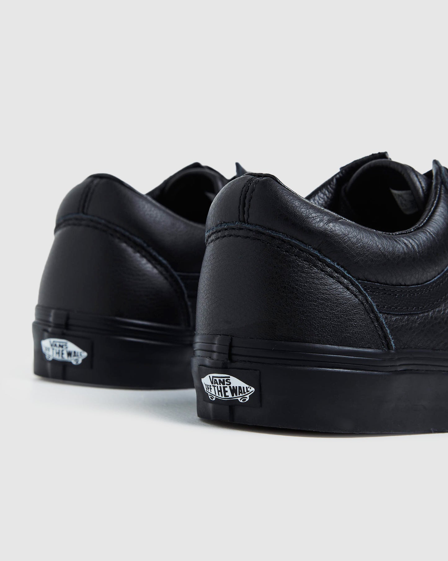 Old Skool Leather Sneakers Black