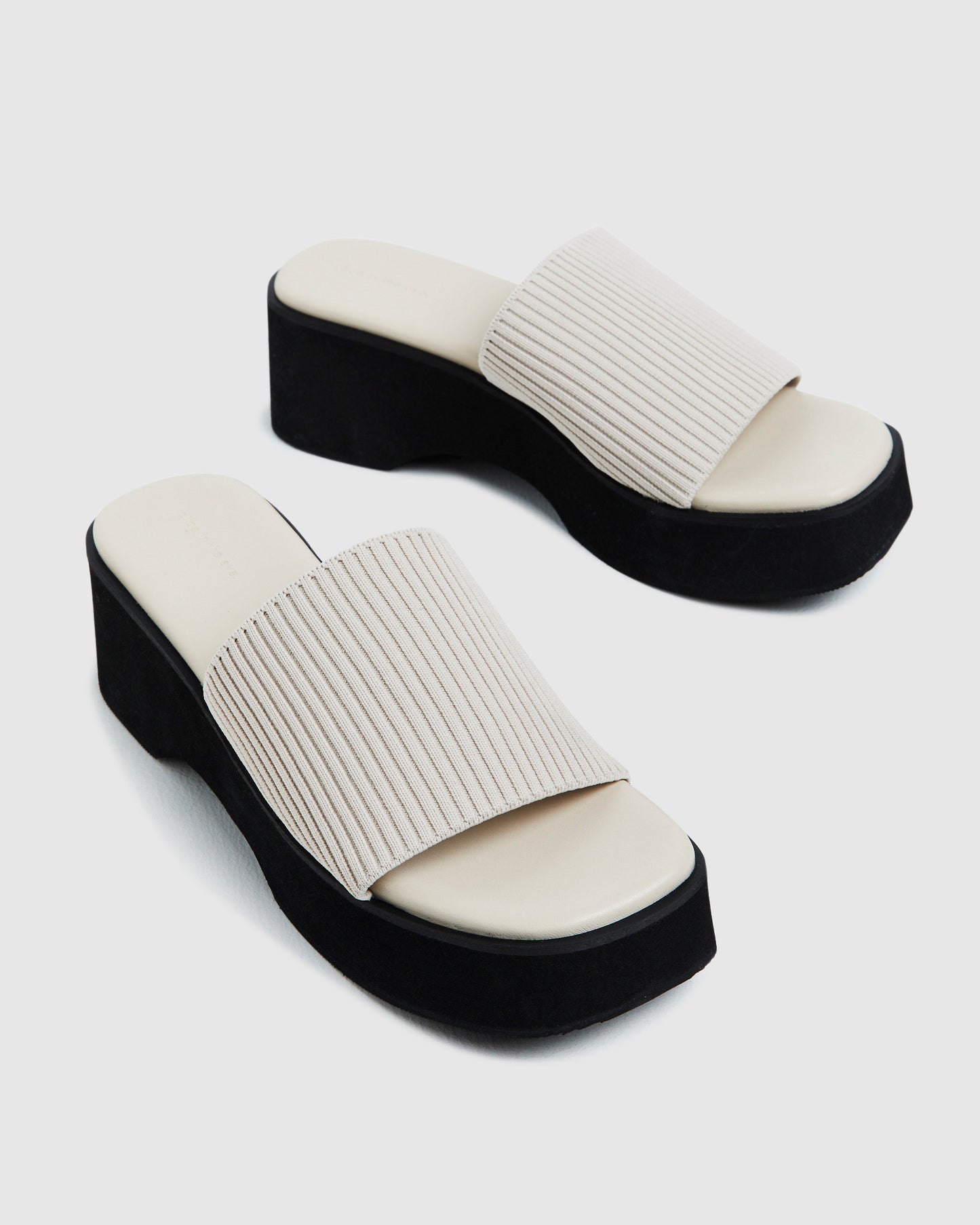 Willow Woven Flatforms