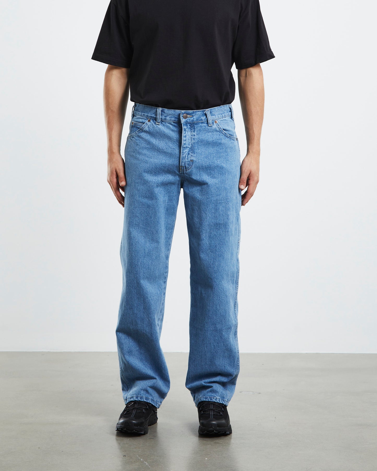 13293 Relaxed 5 Pocket Loose Denim Jeans