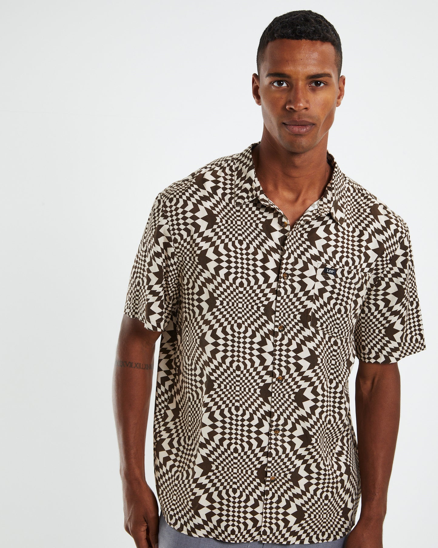 Time Warp Short Sleeve Shirt Dark Brown