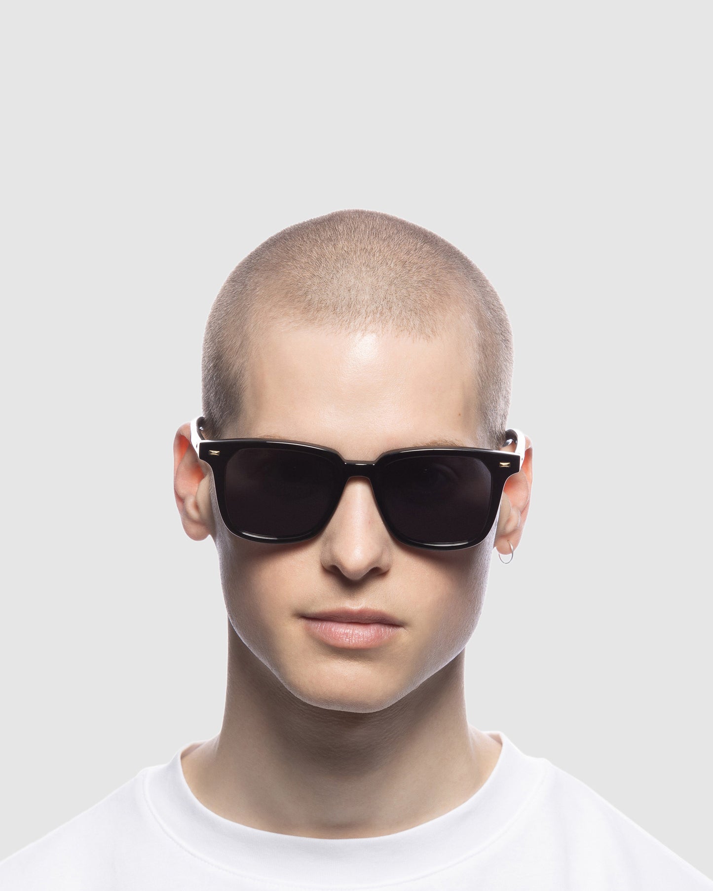 Steadfast Polarised Sunglasses Black Smoke