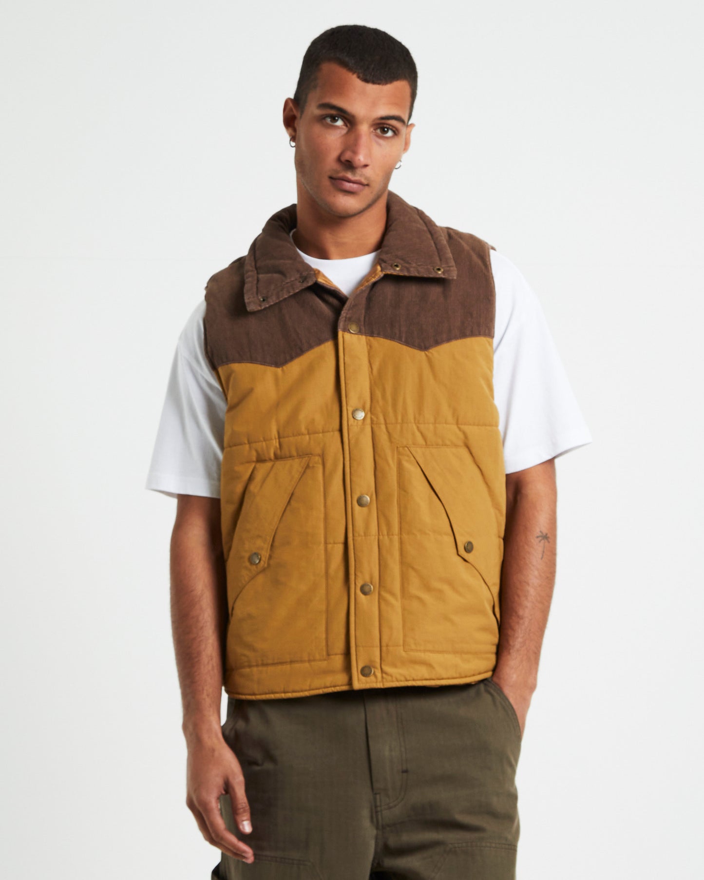 Cord Puffer Vest Brown