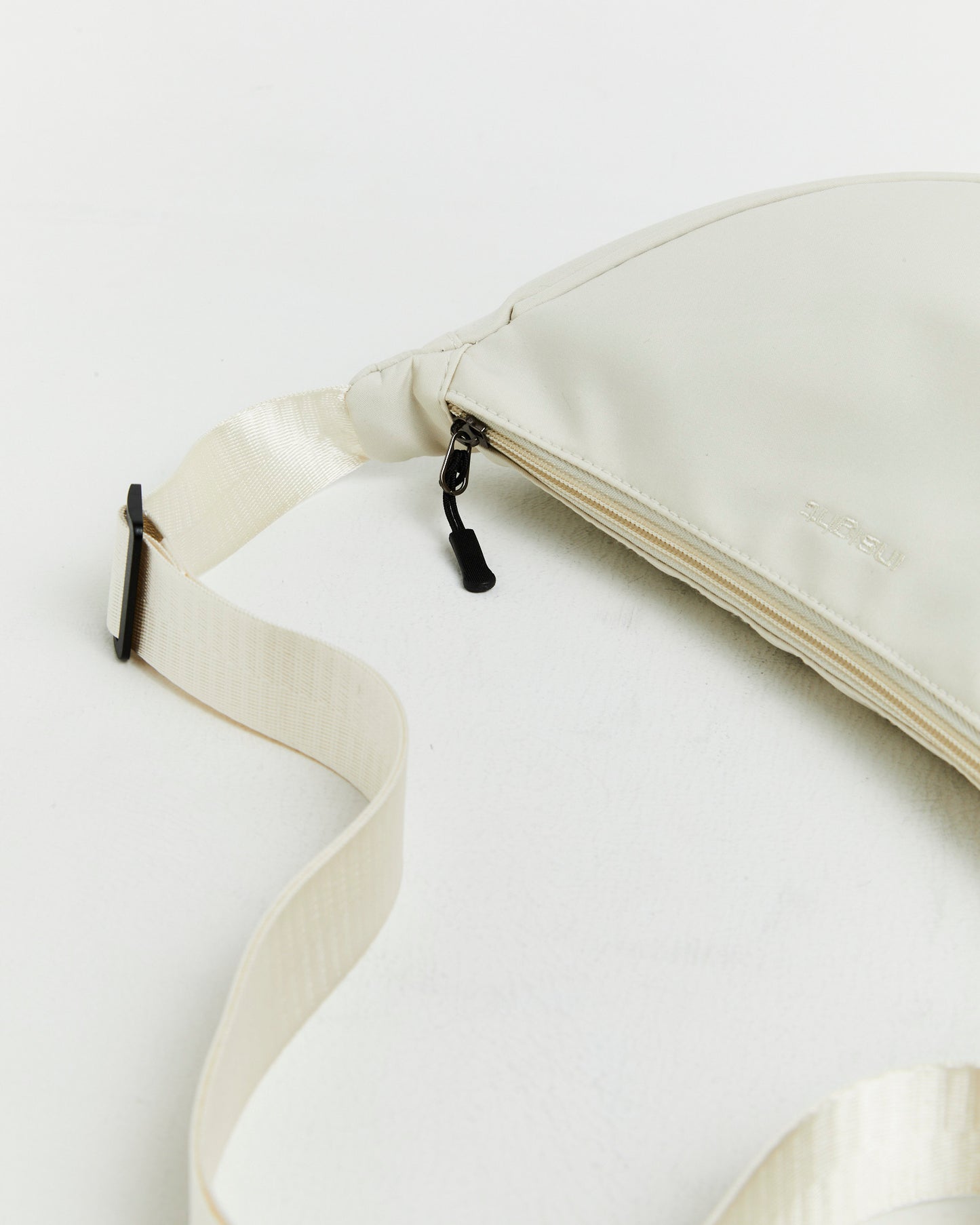 Cendre Satchel Bag in Cream