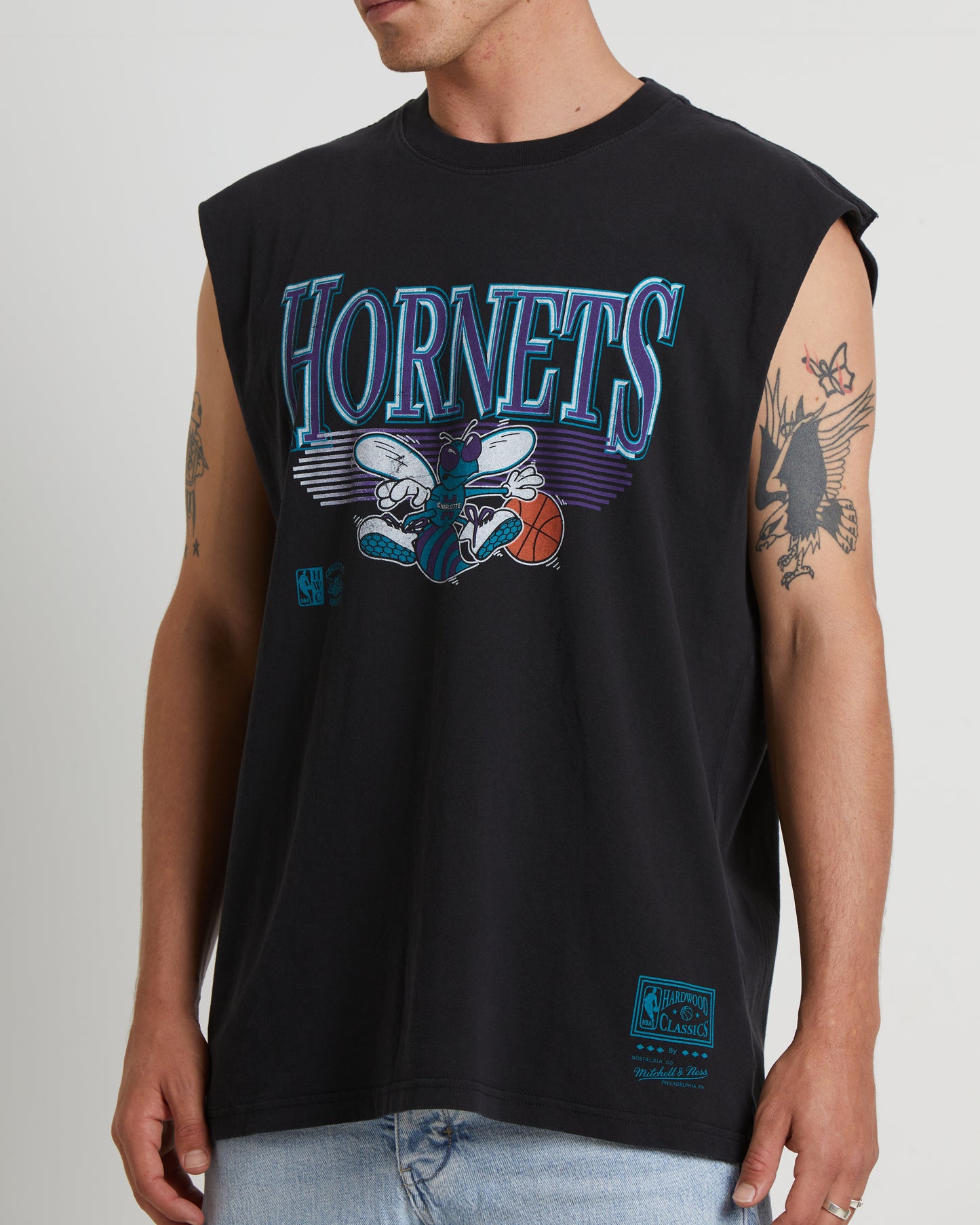 Underscore Hornets Muscle Tee in Faded Black