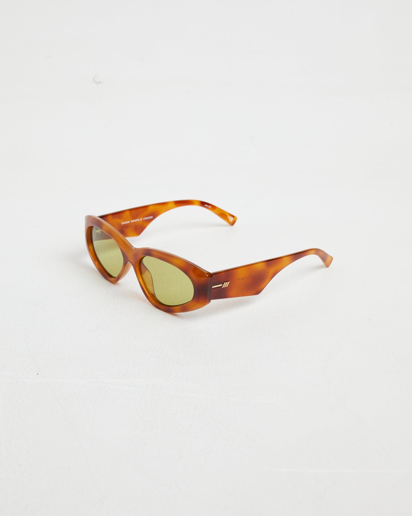 Under Wraps Sunglasses in Vintage Tort/Olive Mono