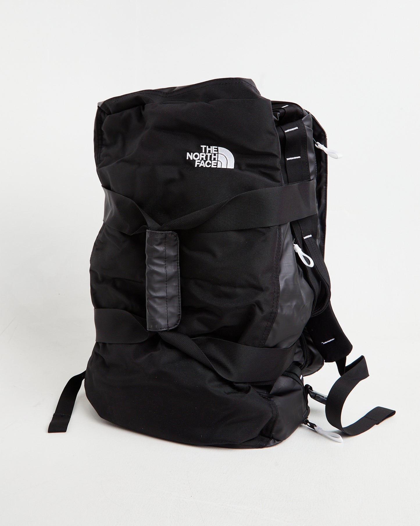 Base Camp Voyager Duffel Bag 42L in Black
