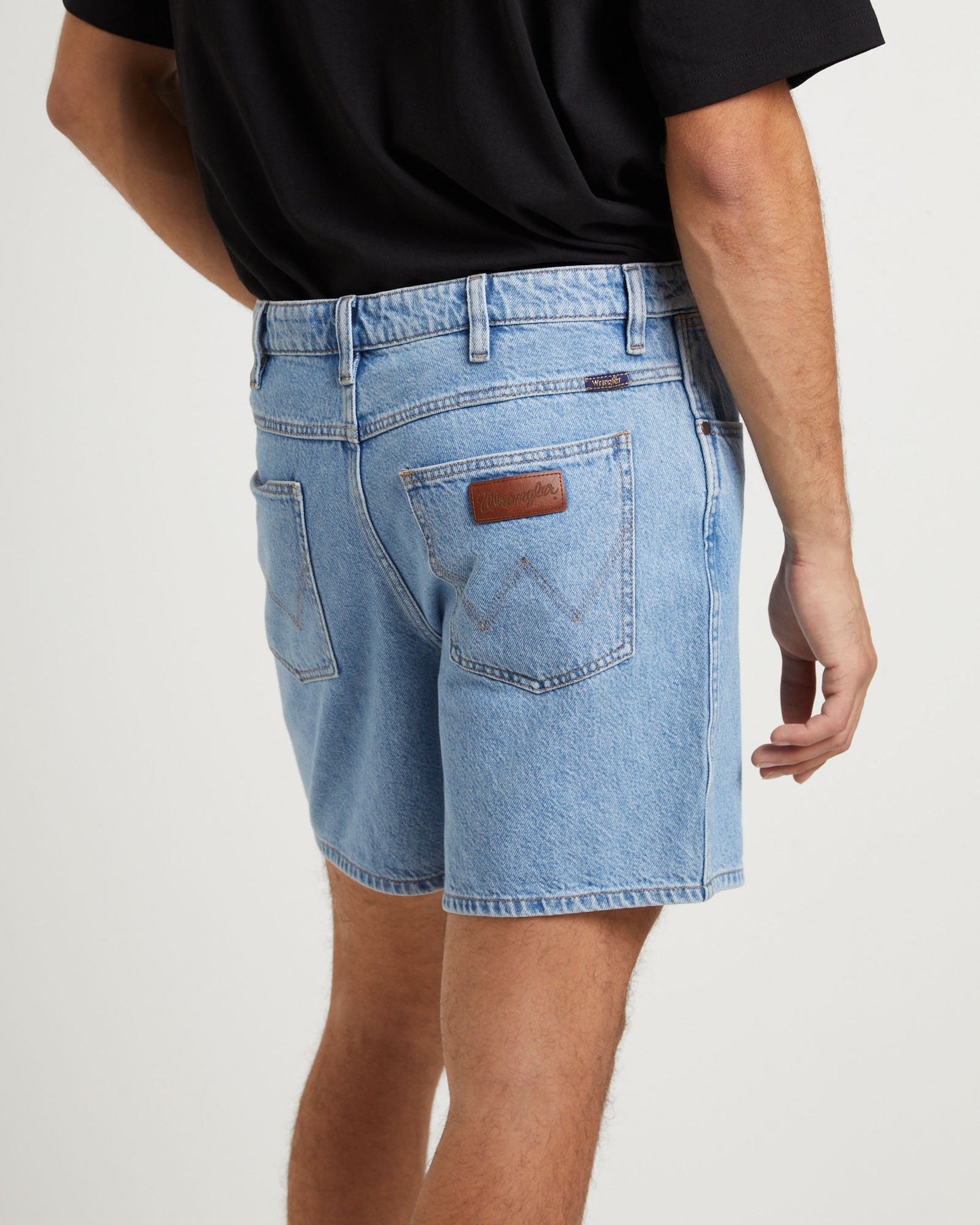 Eazy Straight Denim Shorts in Cowboy Blue