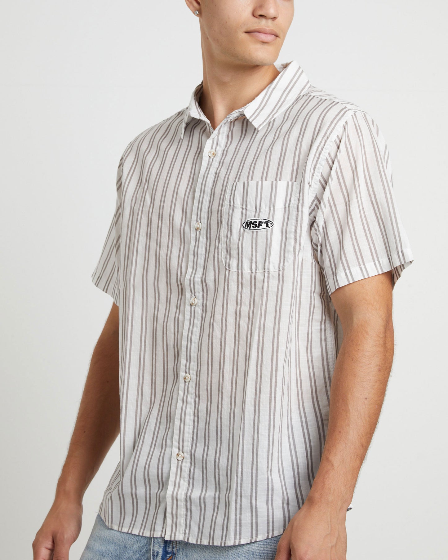 Parelz Short Sleeve Shirt in Mushroom Stripe