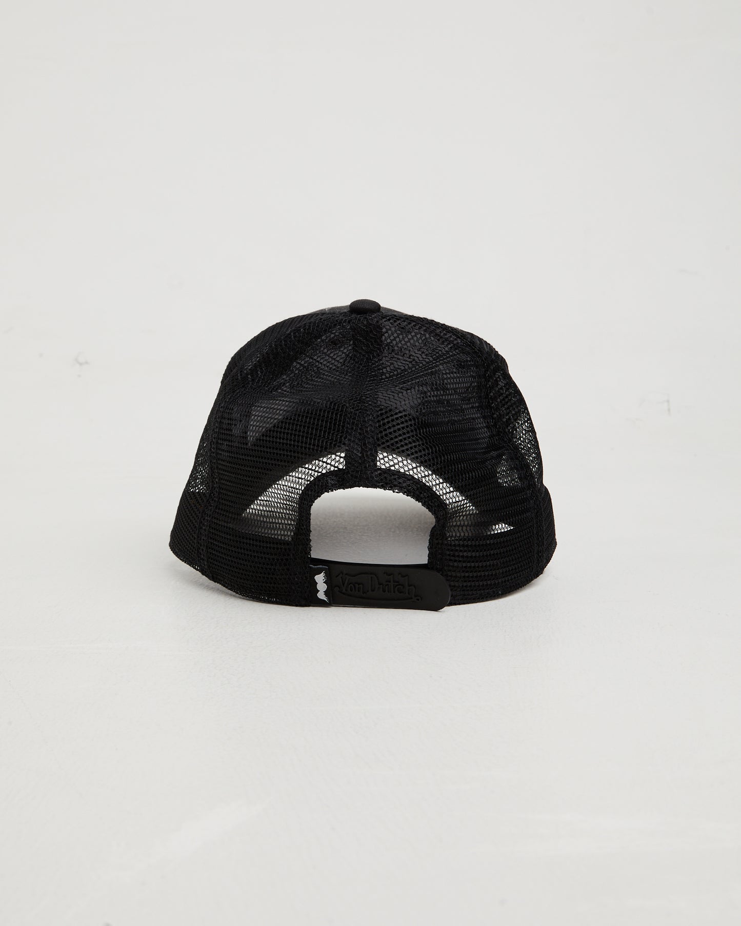 Classic Trucker 51 Cap in Black