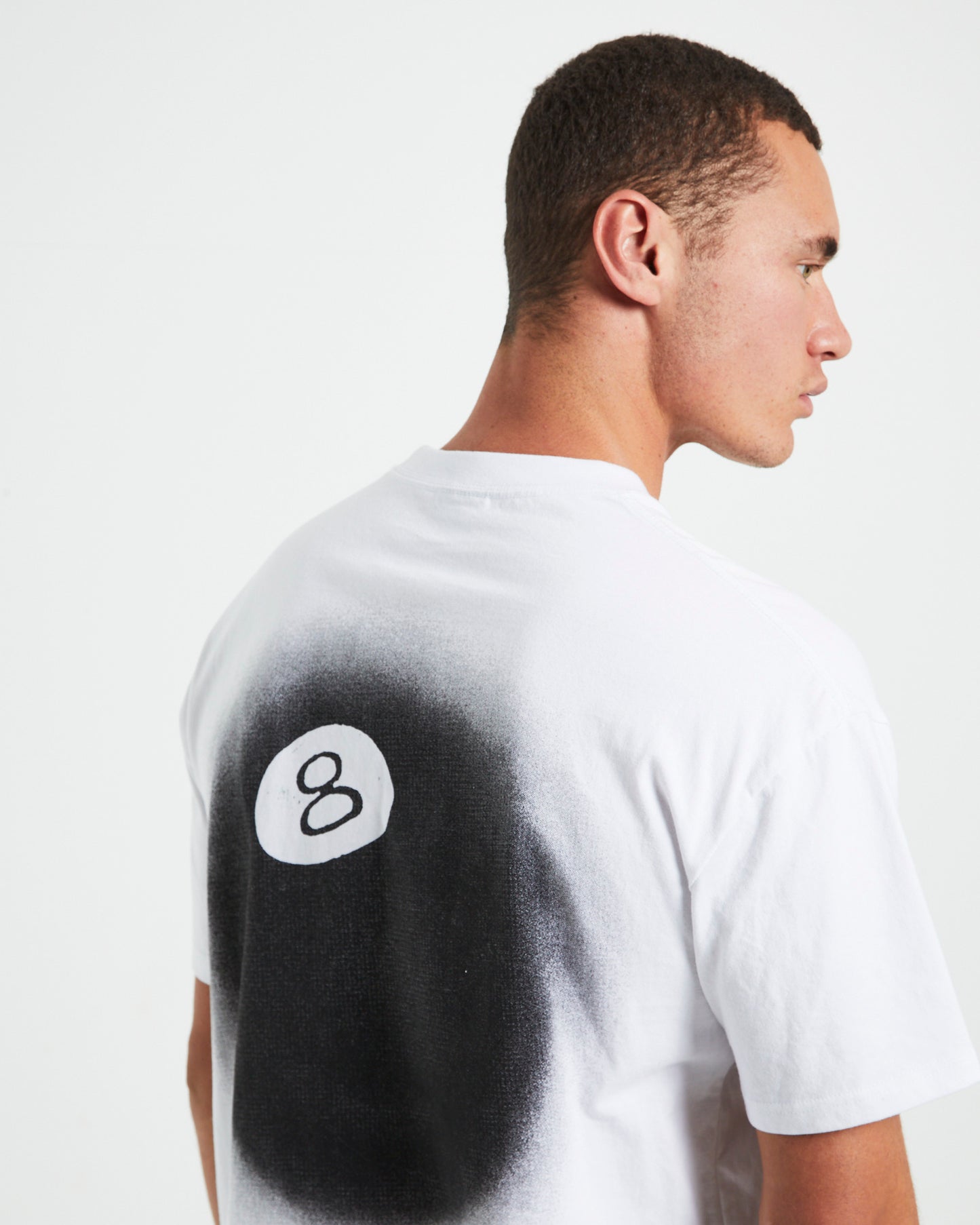 8 Ball Faded Heavyweight Short Sleeve T-Shirt in White