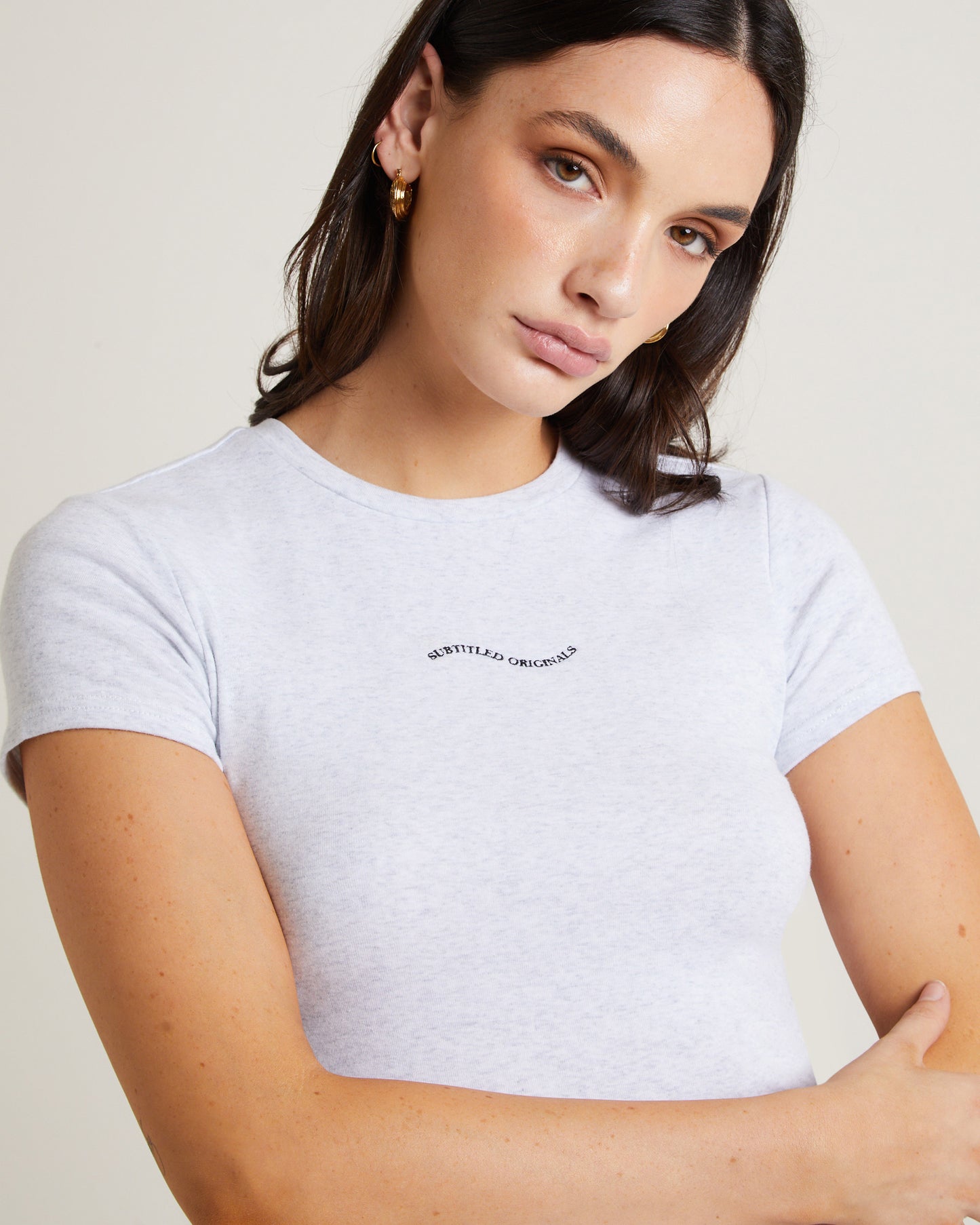 Subtitled Wave Fitted Tee in Grey Marle