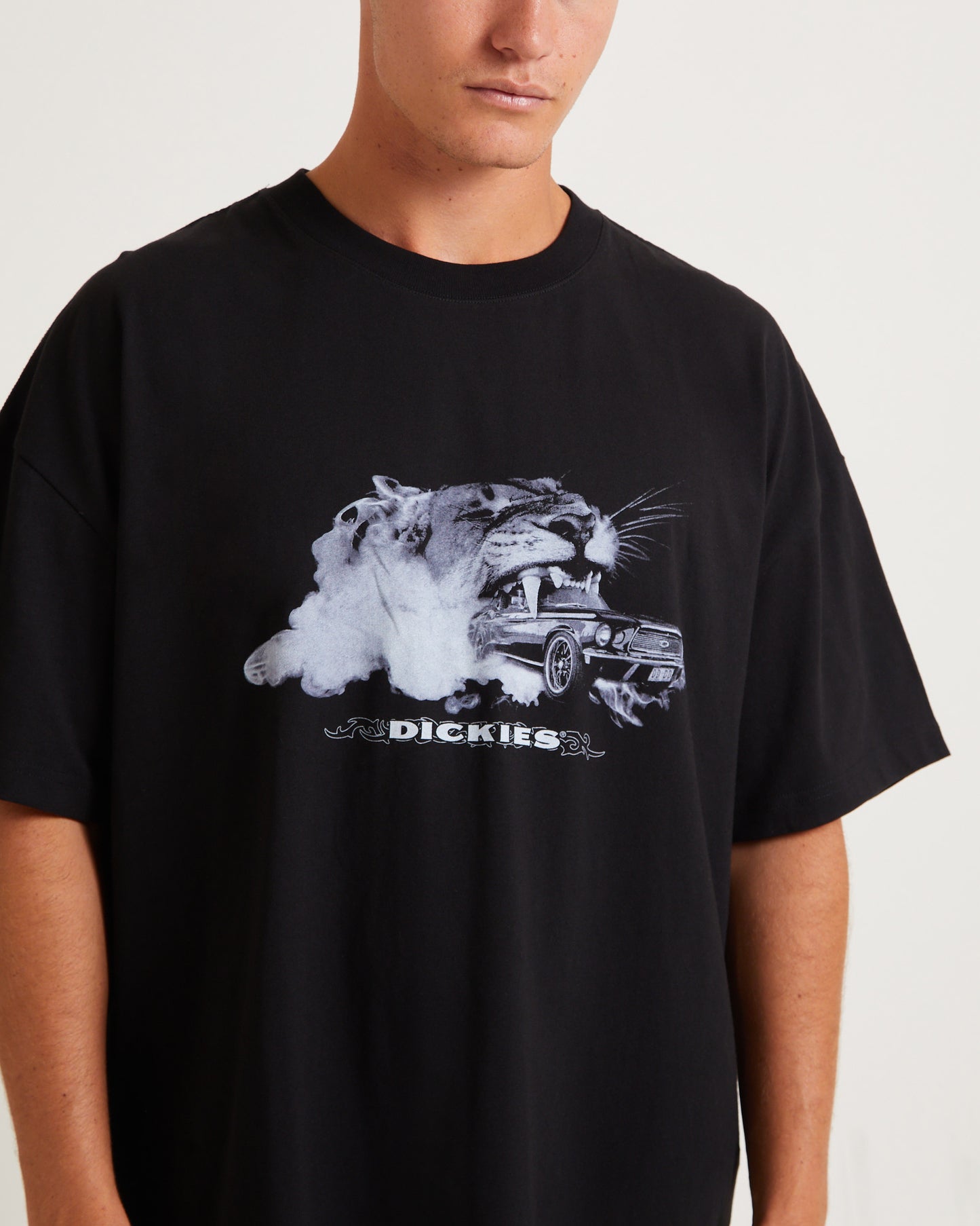 Tiger Blood 330 Shor Sleeve T-Shirt in Black