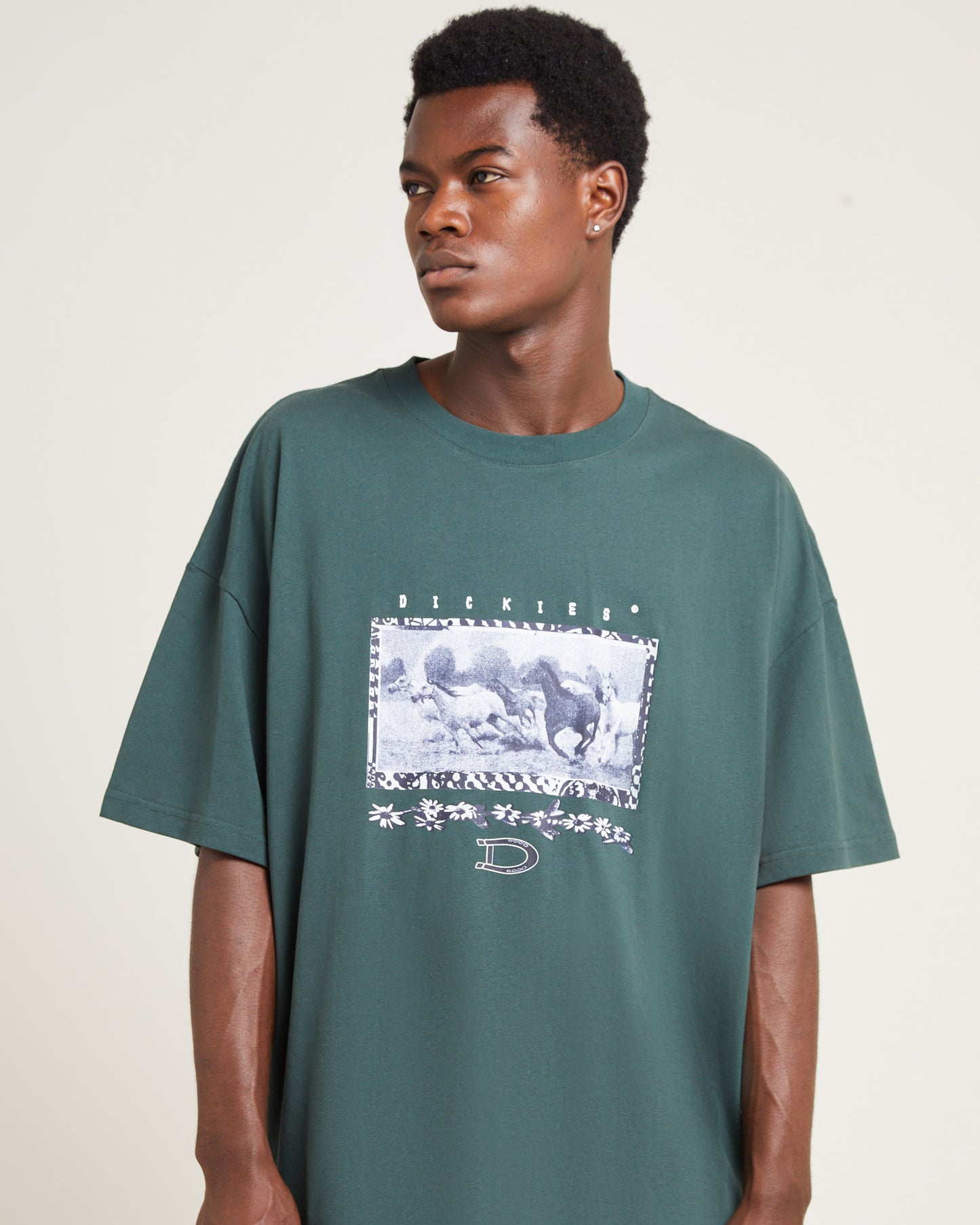 Field Guide 330 Short Sleeve T-Shirt Hunter Green