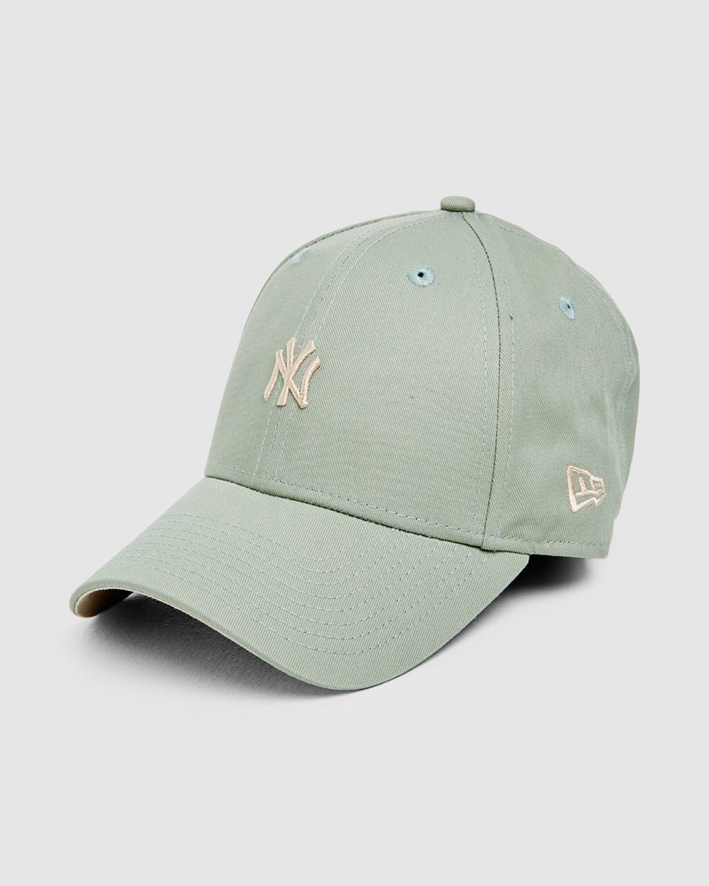 9Forty New York Yankees Mini Logo Cap