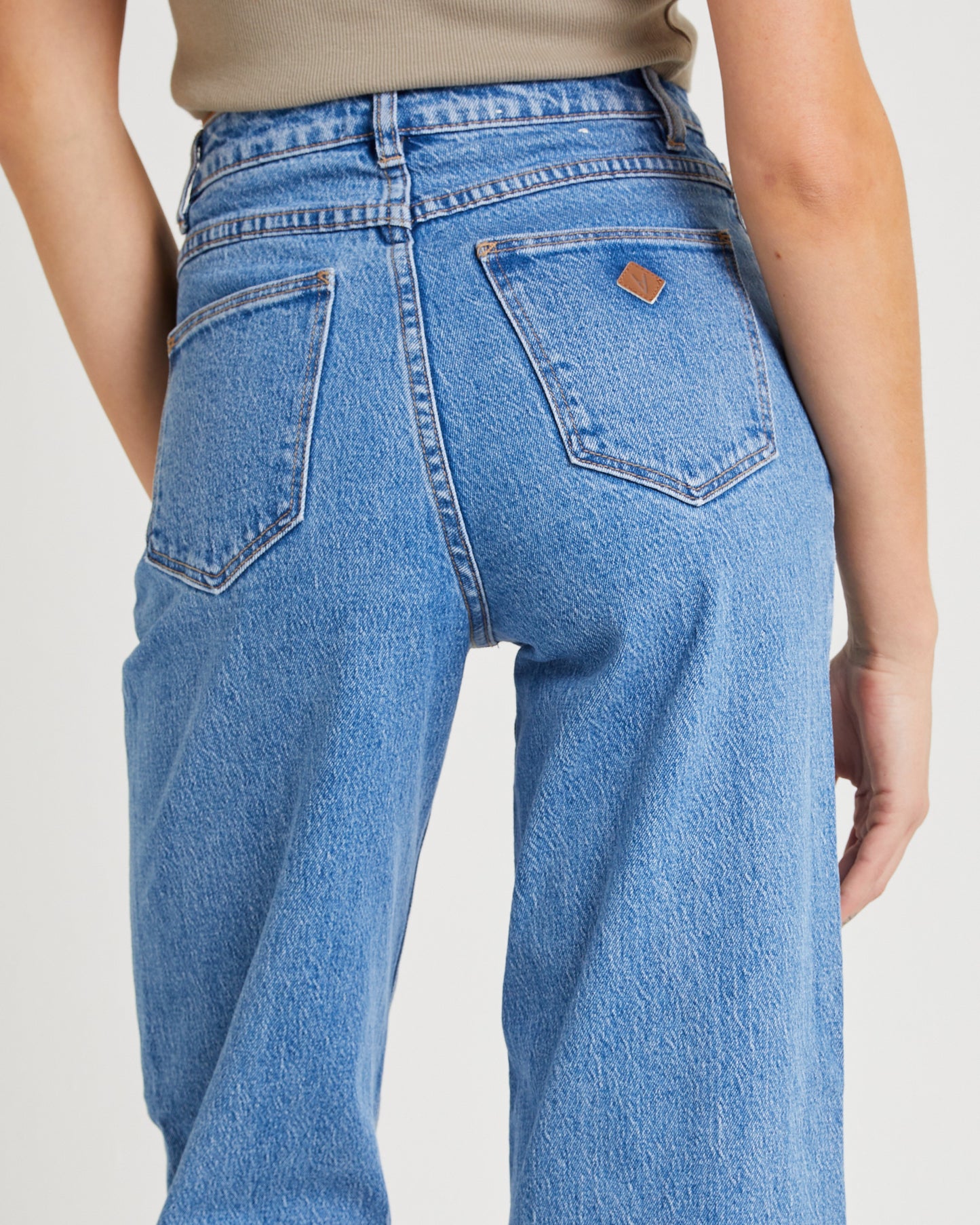 94 High & Wide Petite Denim Jeans Debbie