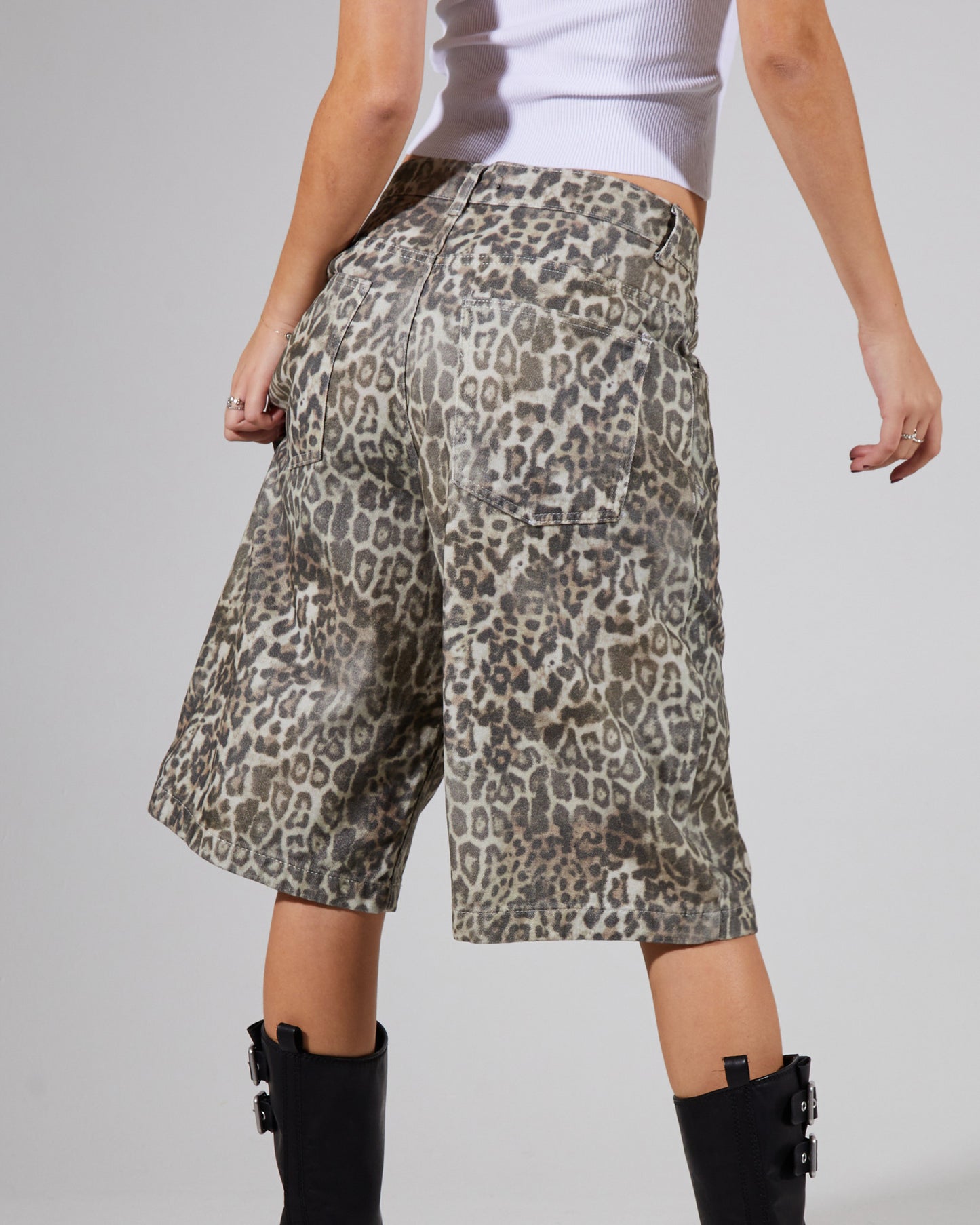 Faded Leopard Jorts