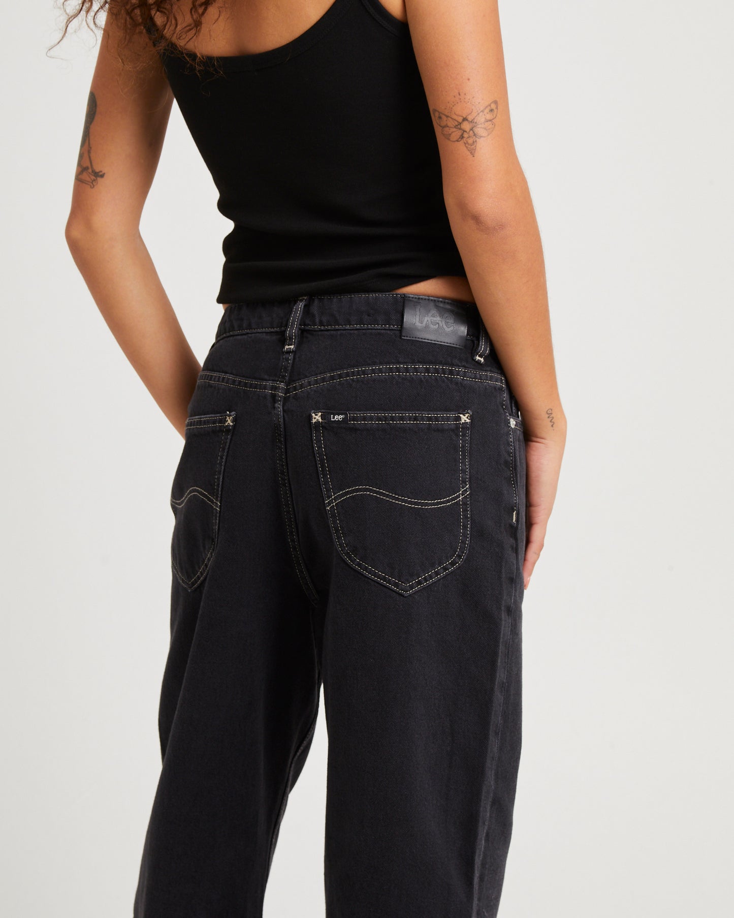 Petite Mid Straight Jeans Throwback Black
