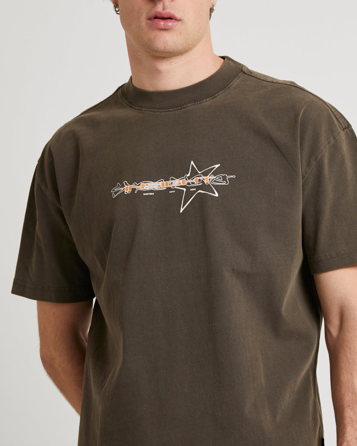 Gaze Cropped T-Shirt UMBER