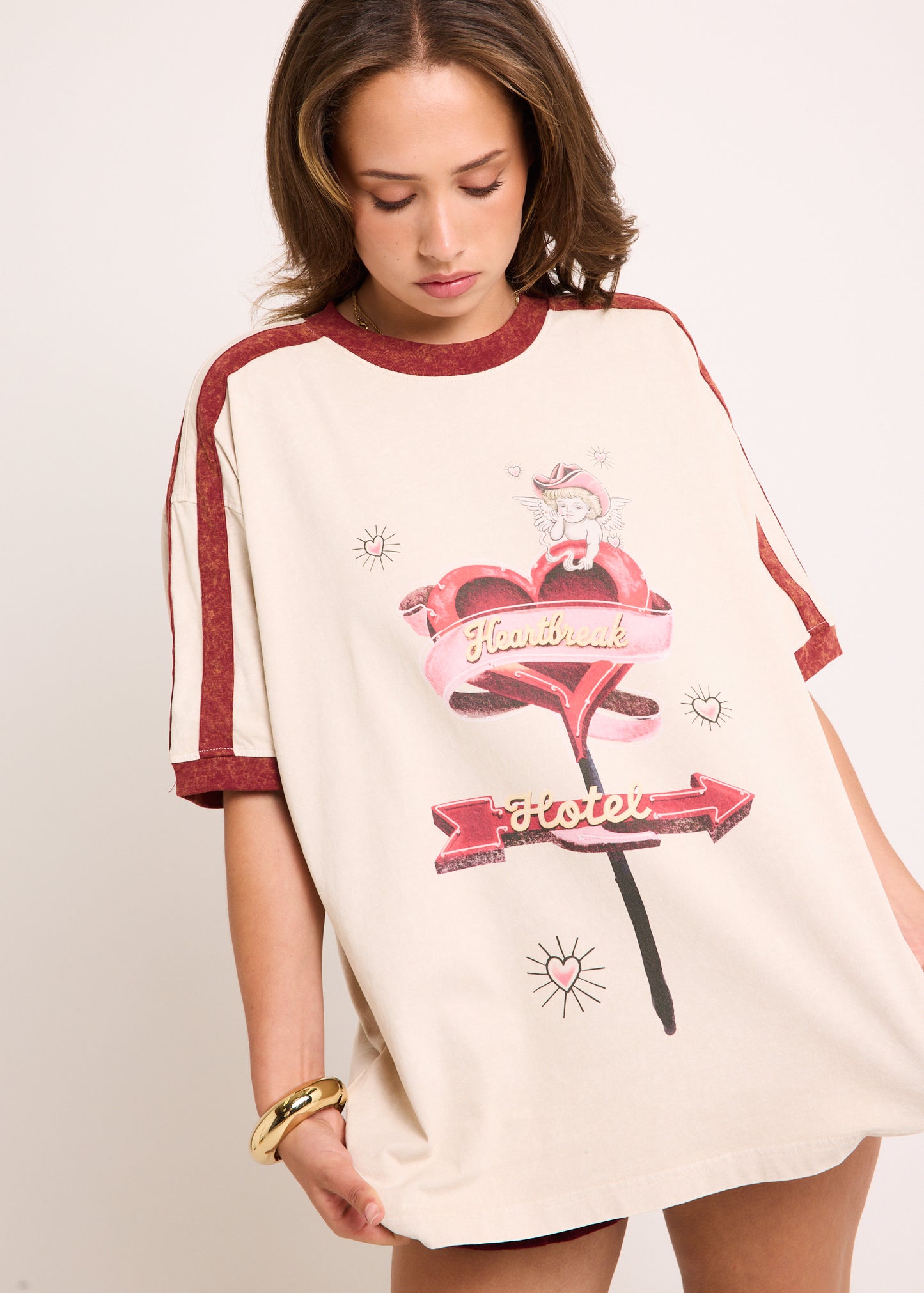 Heartbreak Hotel Very Oversized T-Shirt