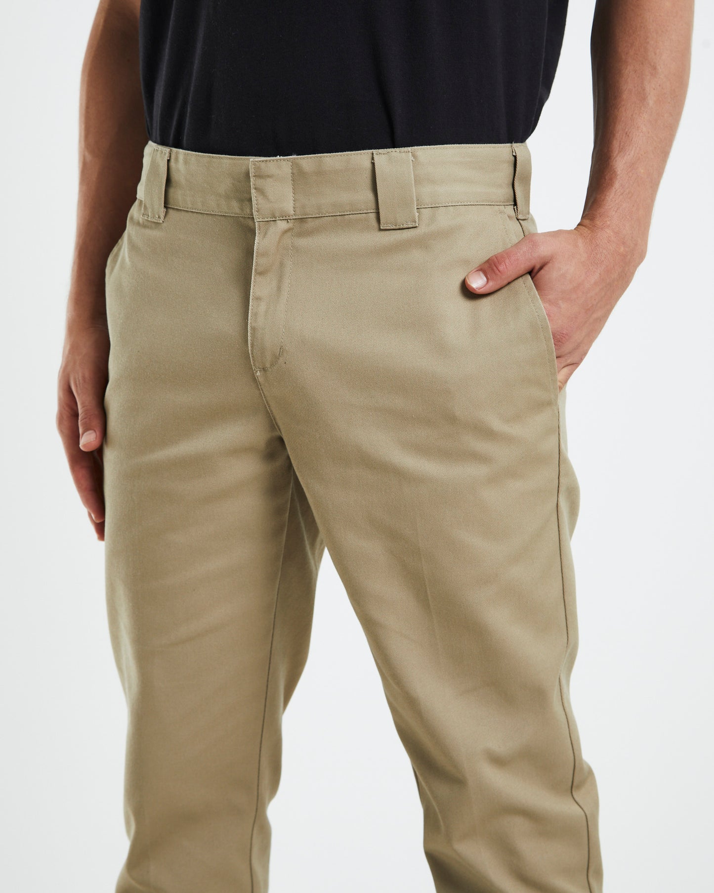 872 Slim Tapered Pants
