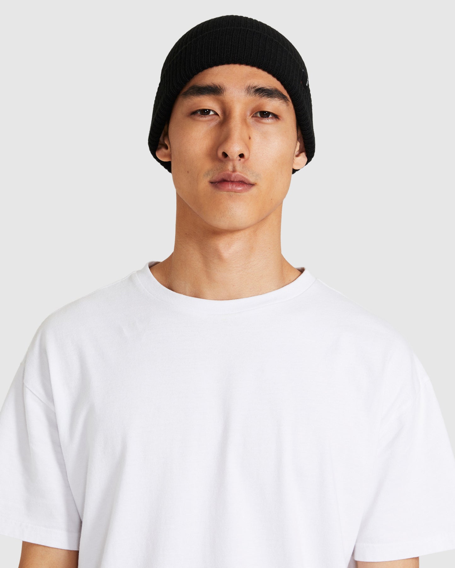 Hesit Beanie- Black