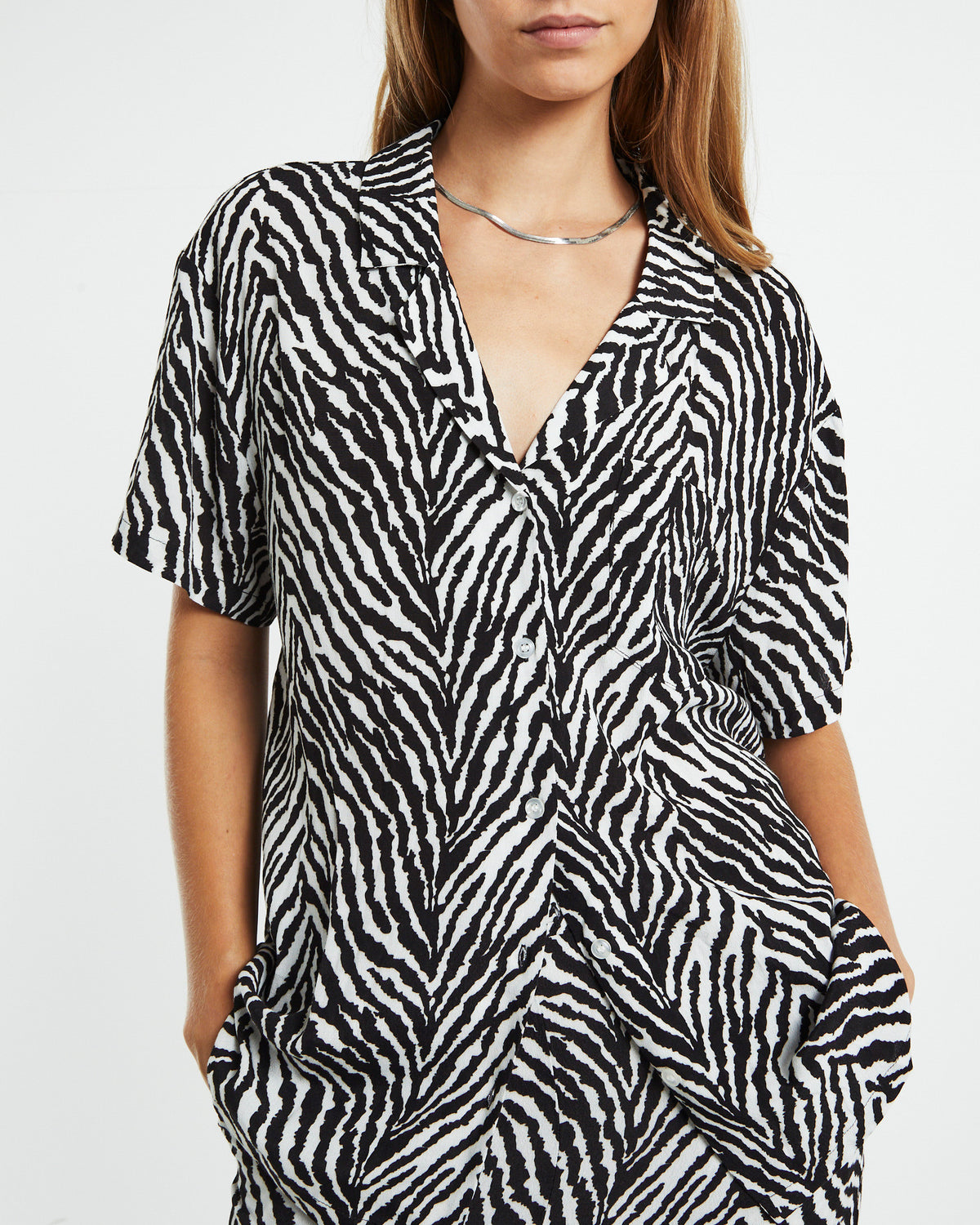 Lola Short Sleeve Zebra Black ASSORTED