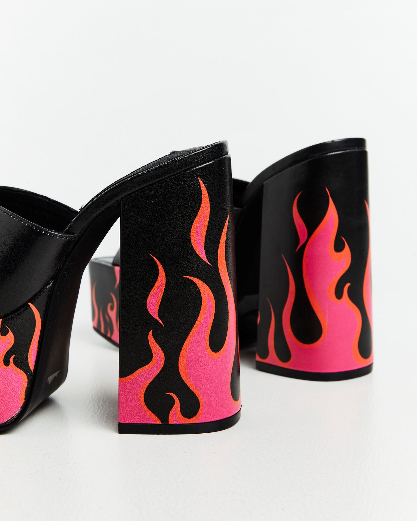 Trixie Heels Black Fuscia