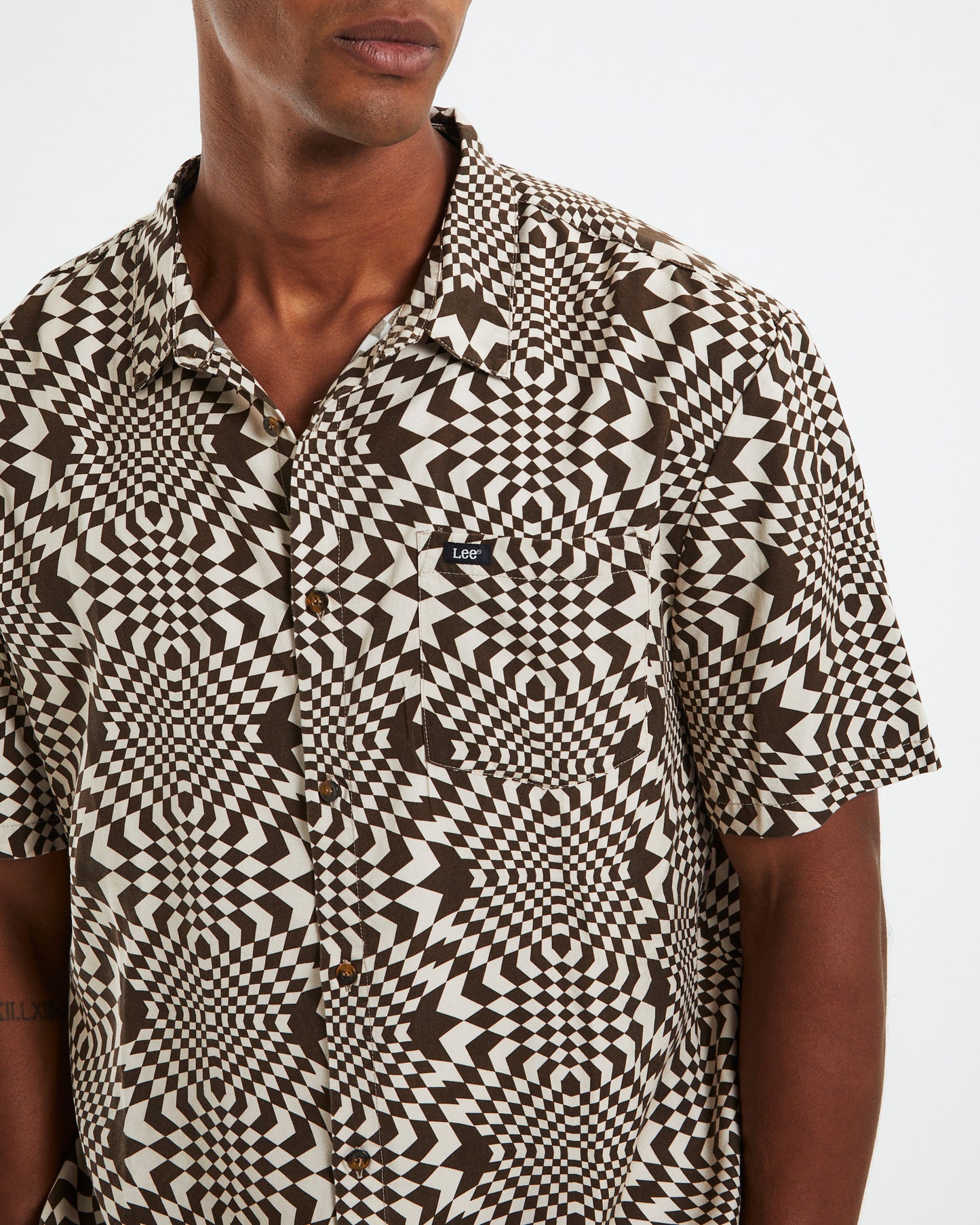 Time Warp Short Sleeve Shirt Dark Brown