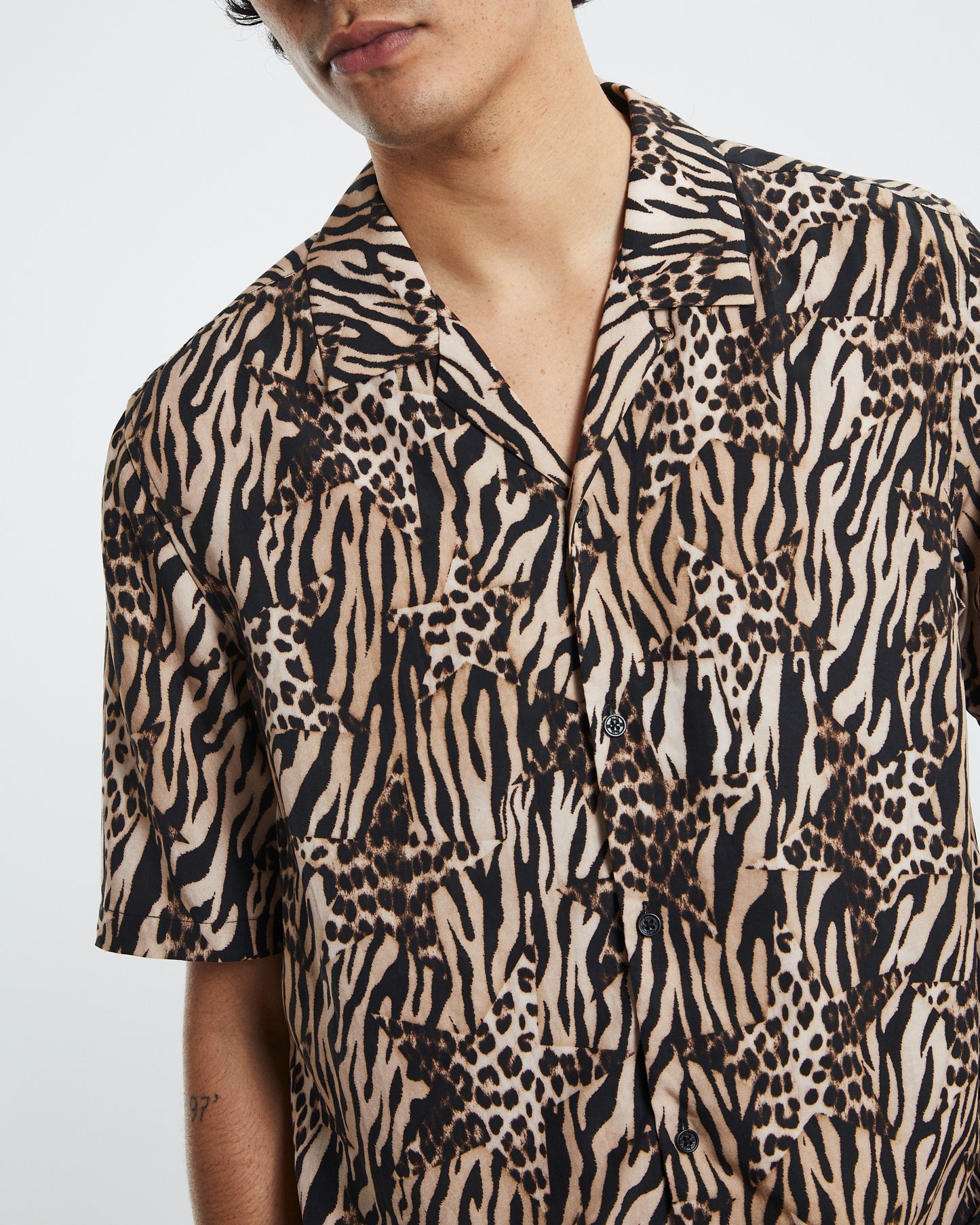 Zoo Resort Short Sleeve Shirt Multi