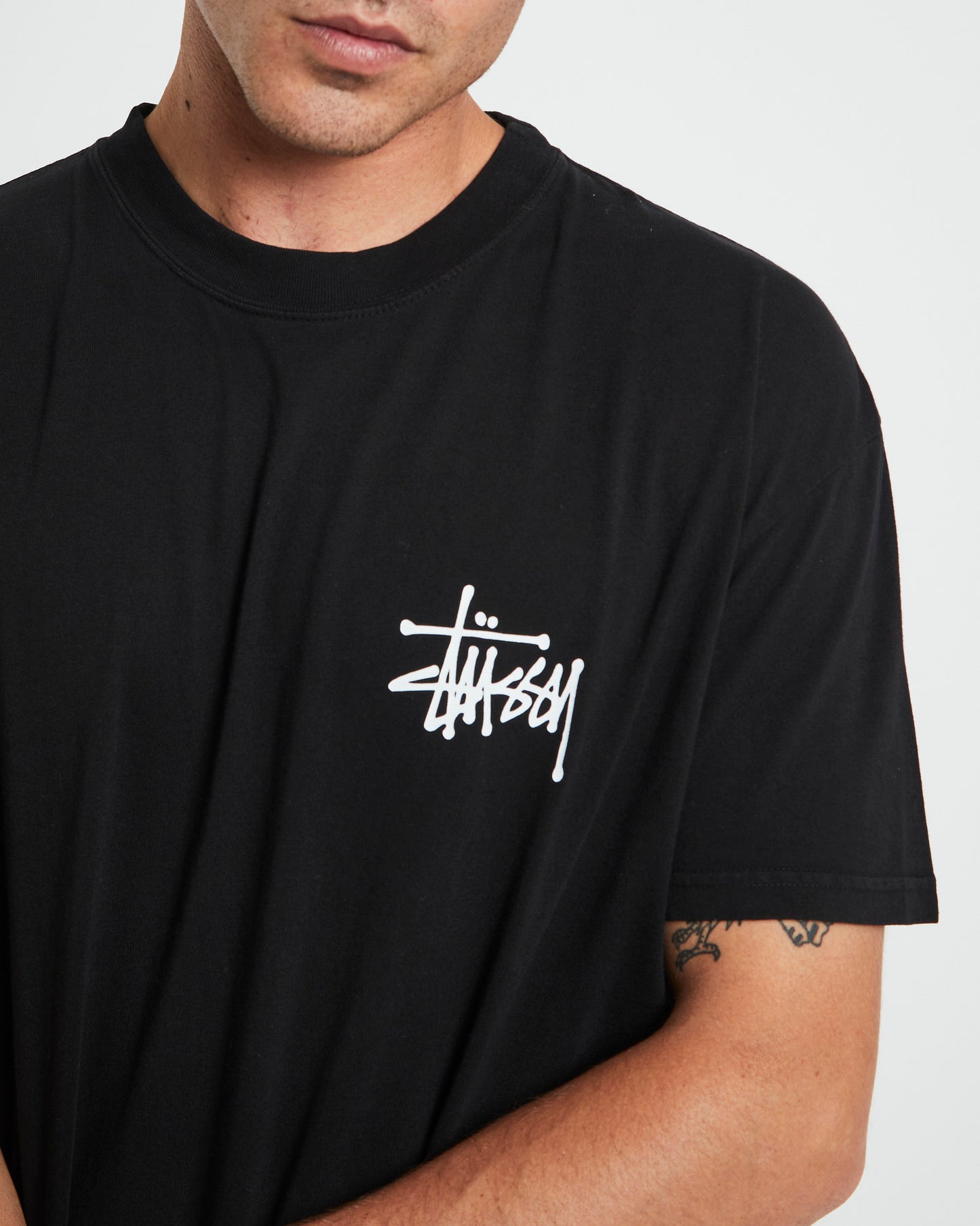 Peace Crown 50-50 Short Sleeve Tee Pigment Black