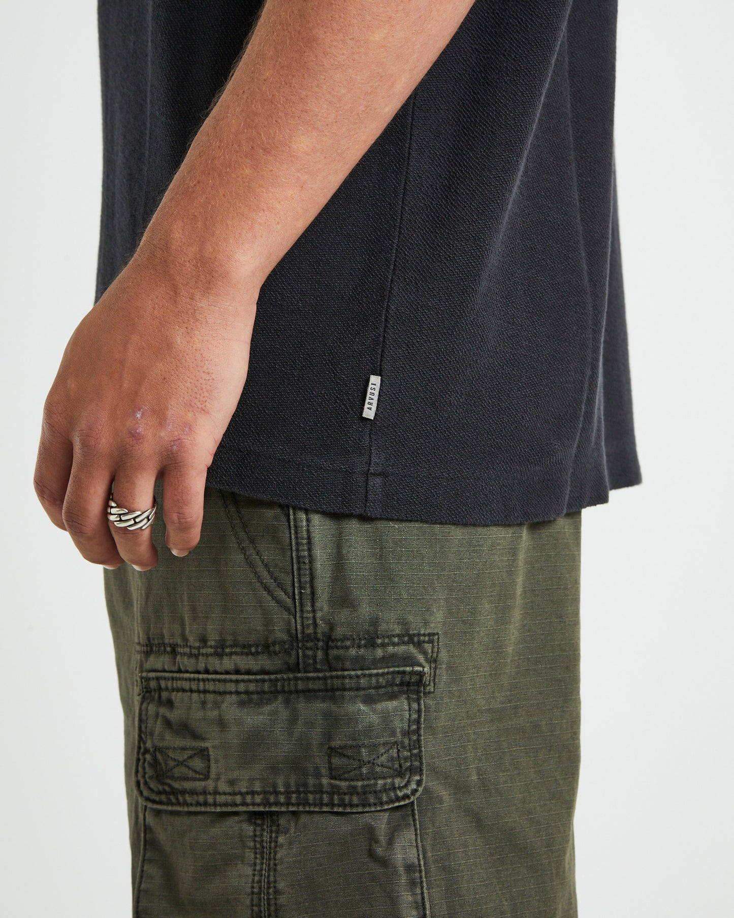 Ramona Linen Short Sleeve T-Shirt in Washed Black