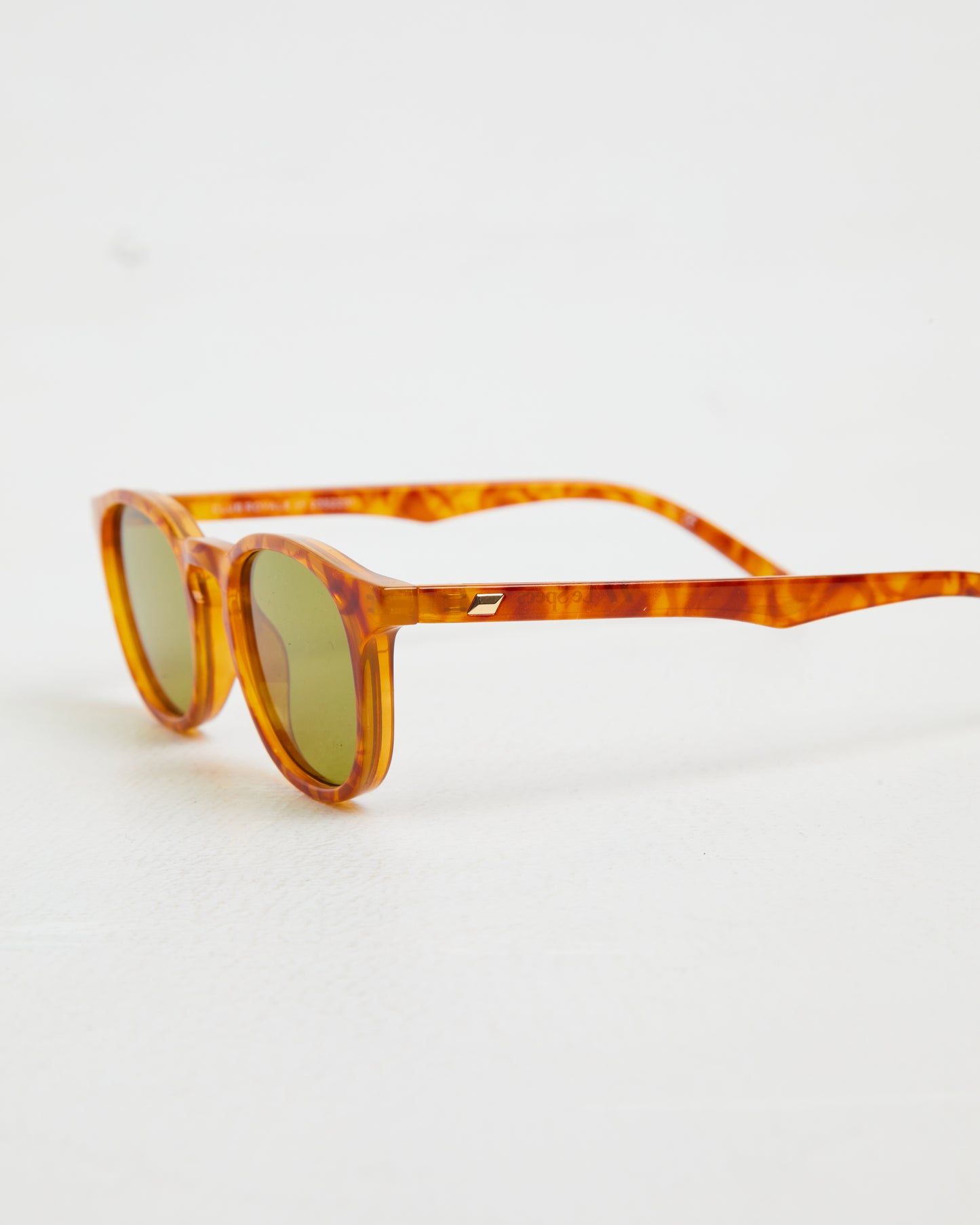 Club Royale Sunglasses in Vintage Tort/Olive Mono