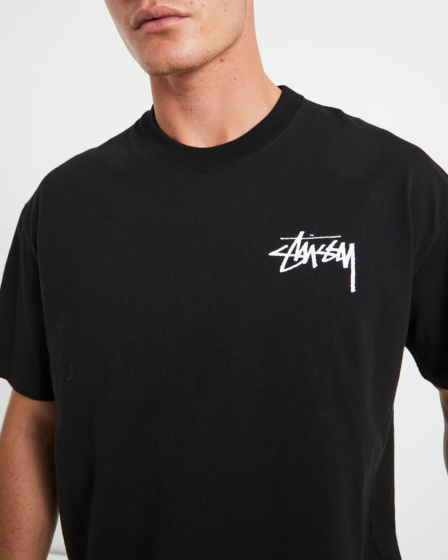 8 Ball Faded Heavyweight Short Sleeve T-Shirt in Black