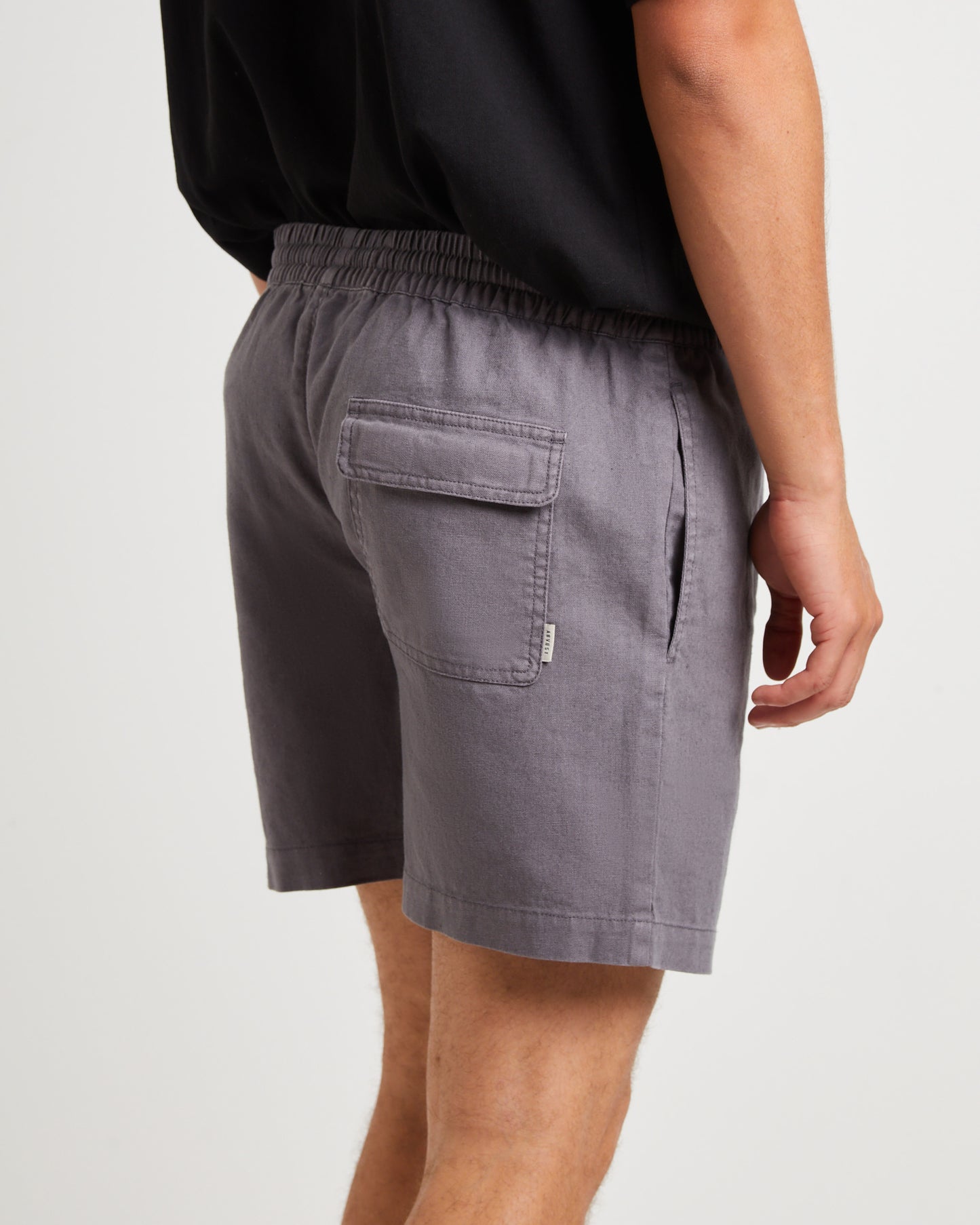 Puglia Linen Shorts in Ash