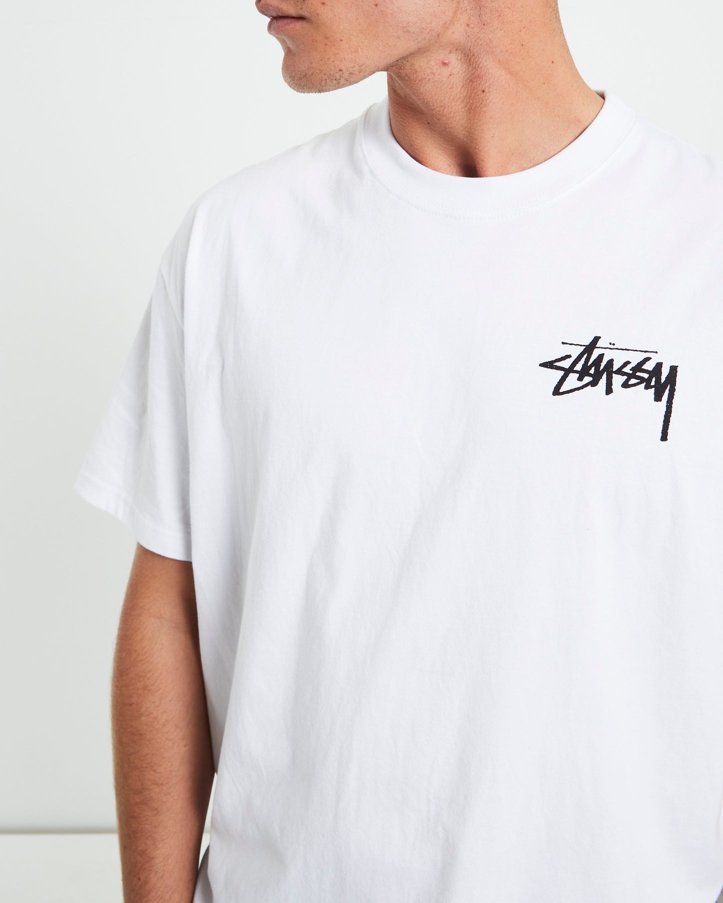 8 Ball Faded Heavyweight Short Sleeve T-Shirt in White