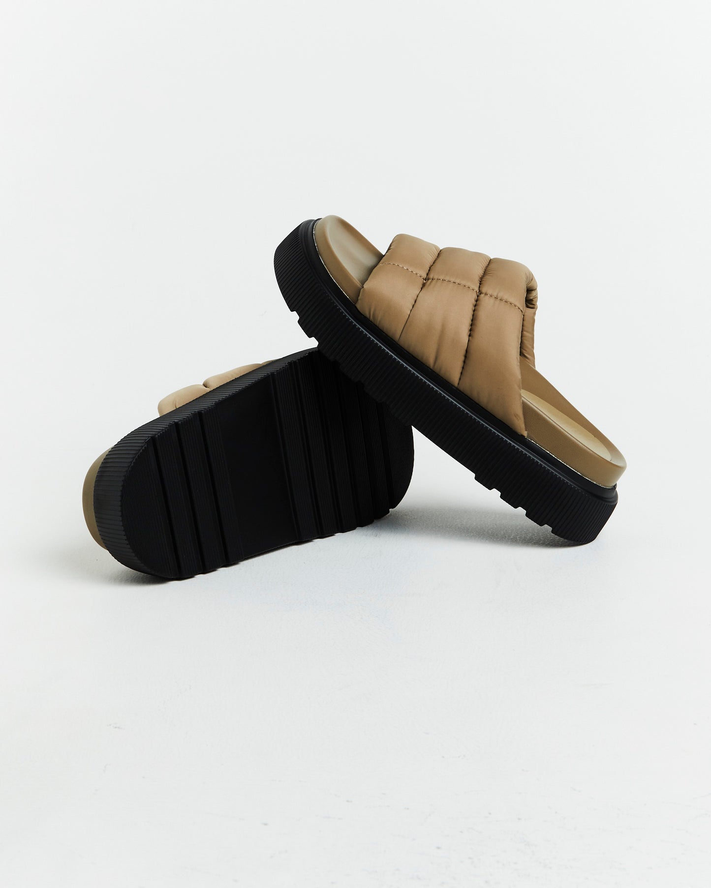 Viviane Slides in Latte Natural
